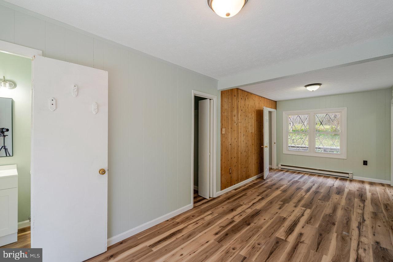 HIDDEN PASS - Residential