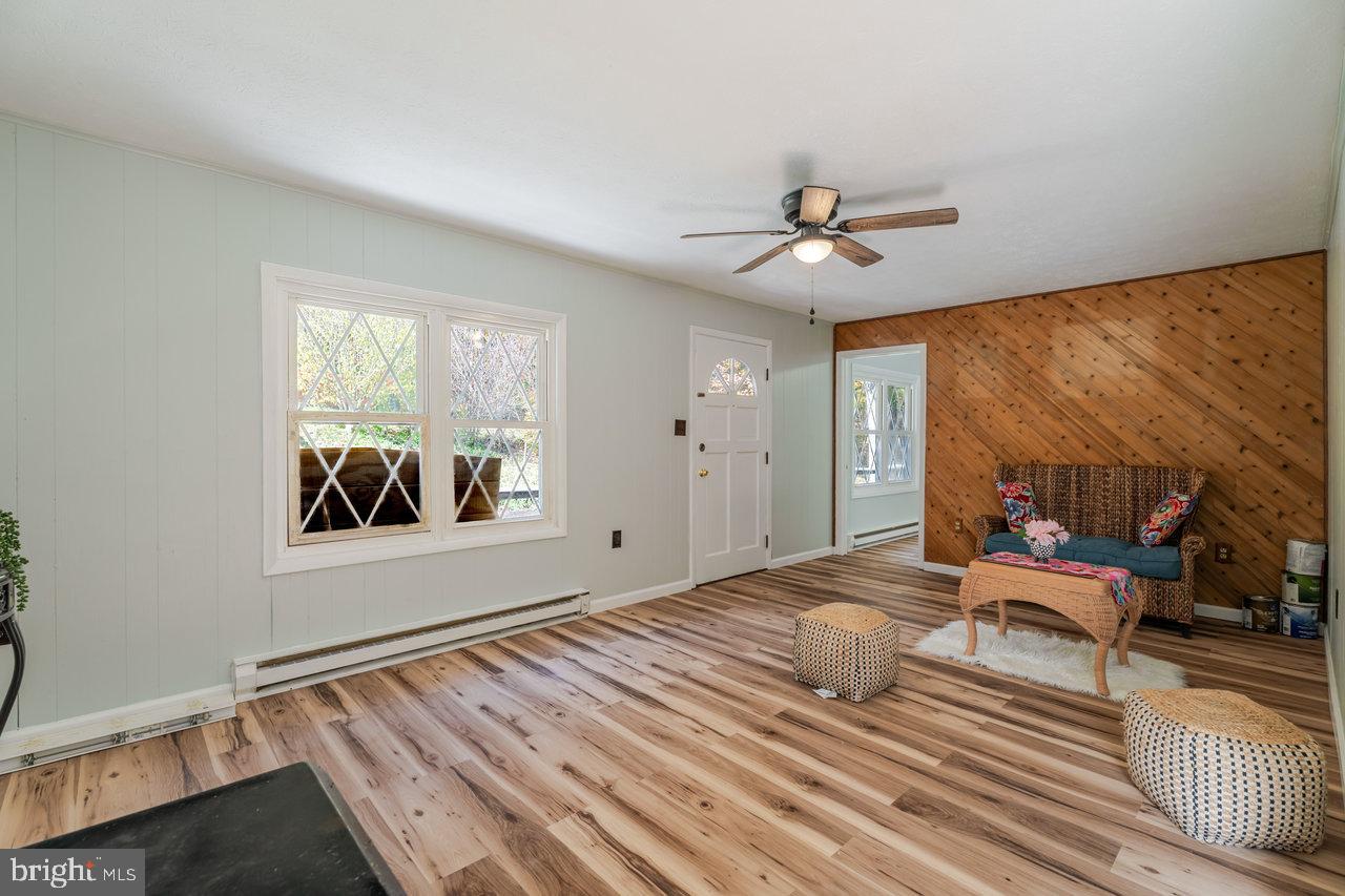 HIDDEN PASS - Residential