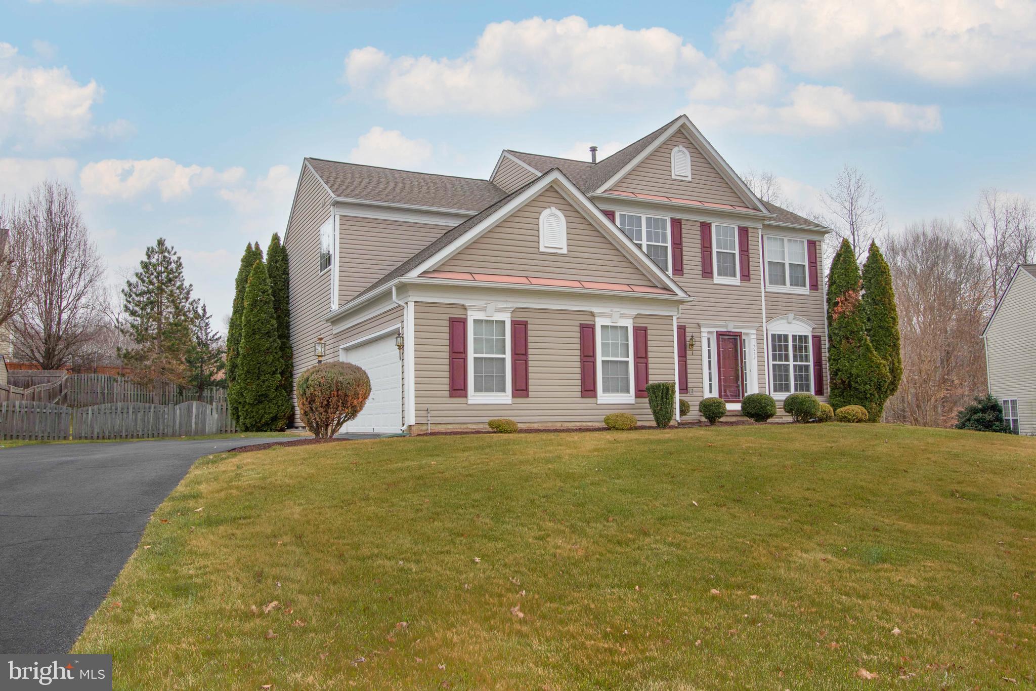 WINDING CREEK ESTATES - Residential Lease