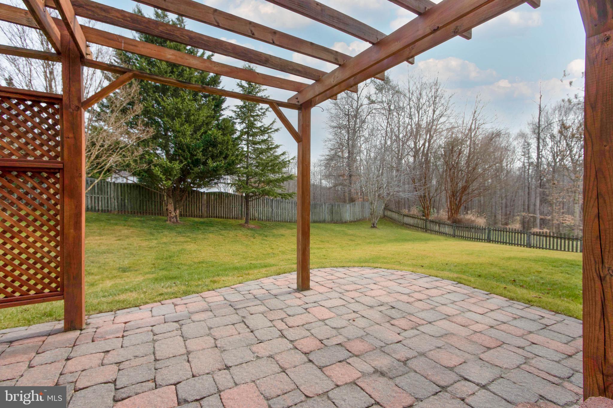 WINDING CREEK ESTATES - Residential Lease