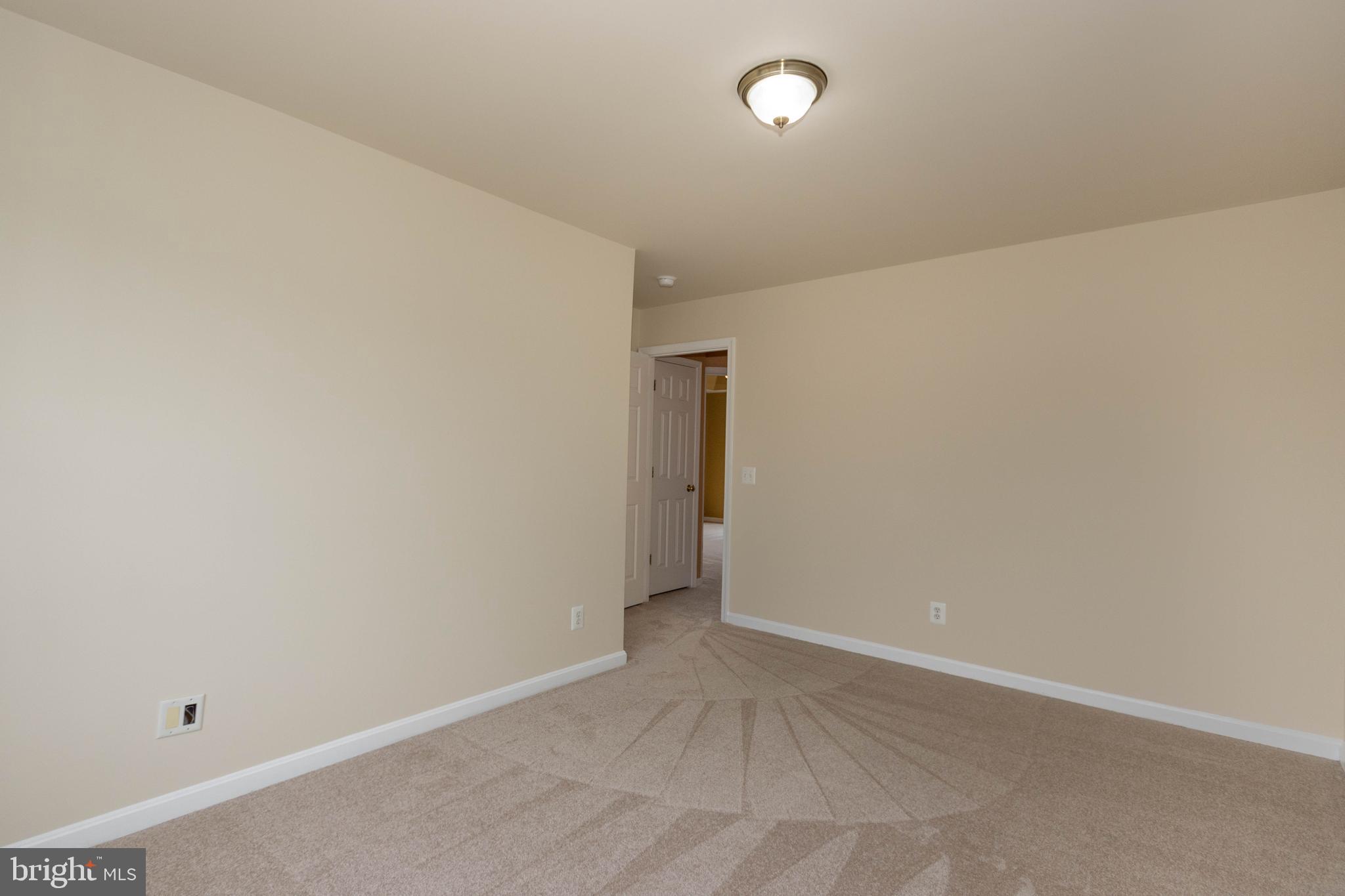 WINDING CREEK ESTATES - Residential Lease