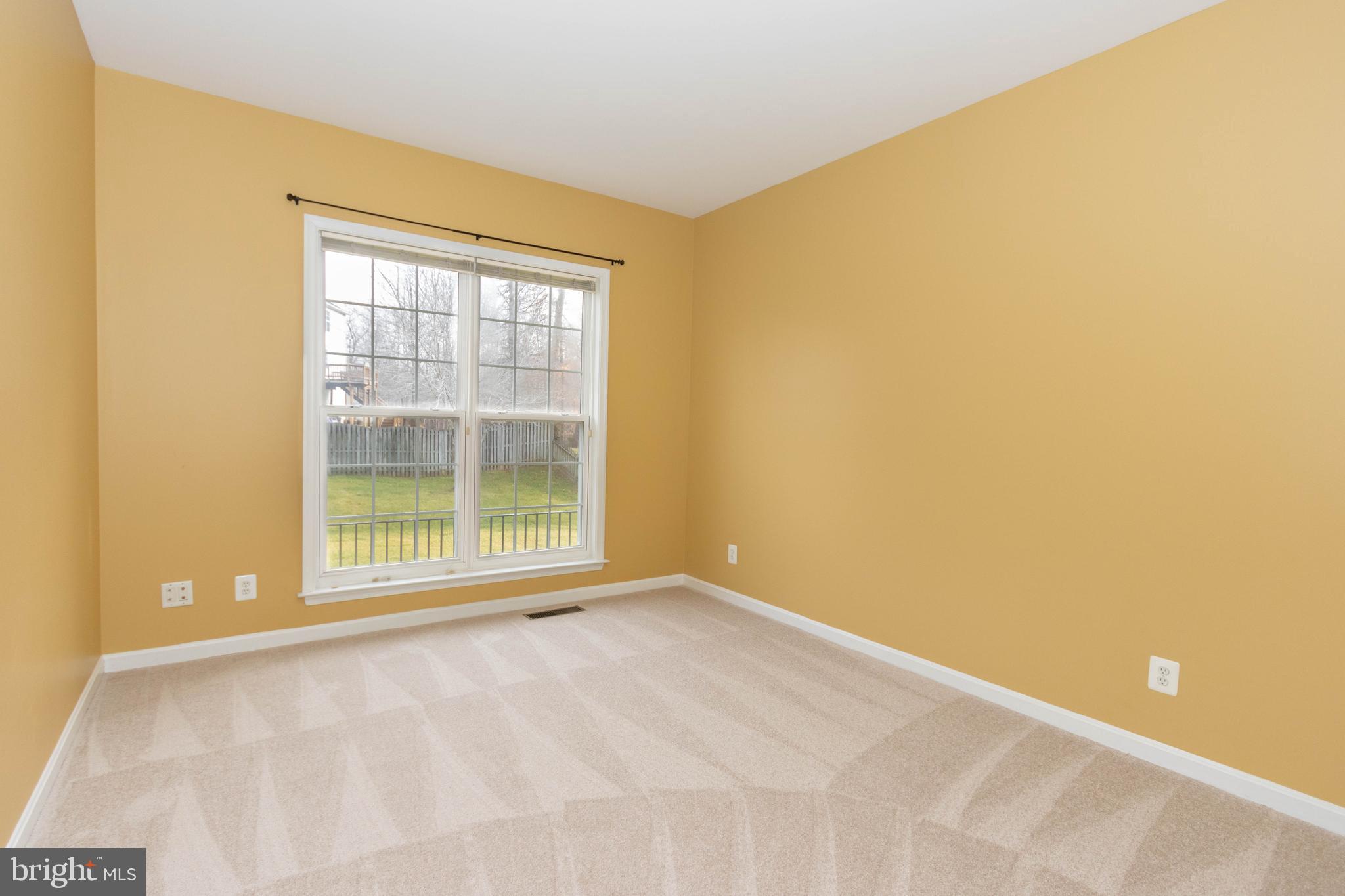 WINDING CREEK ESTATES - Residential Lease