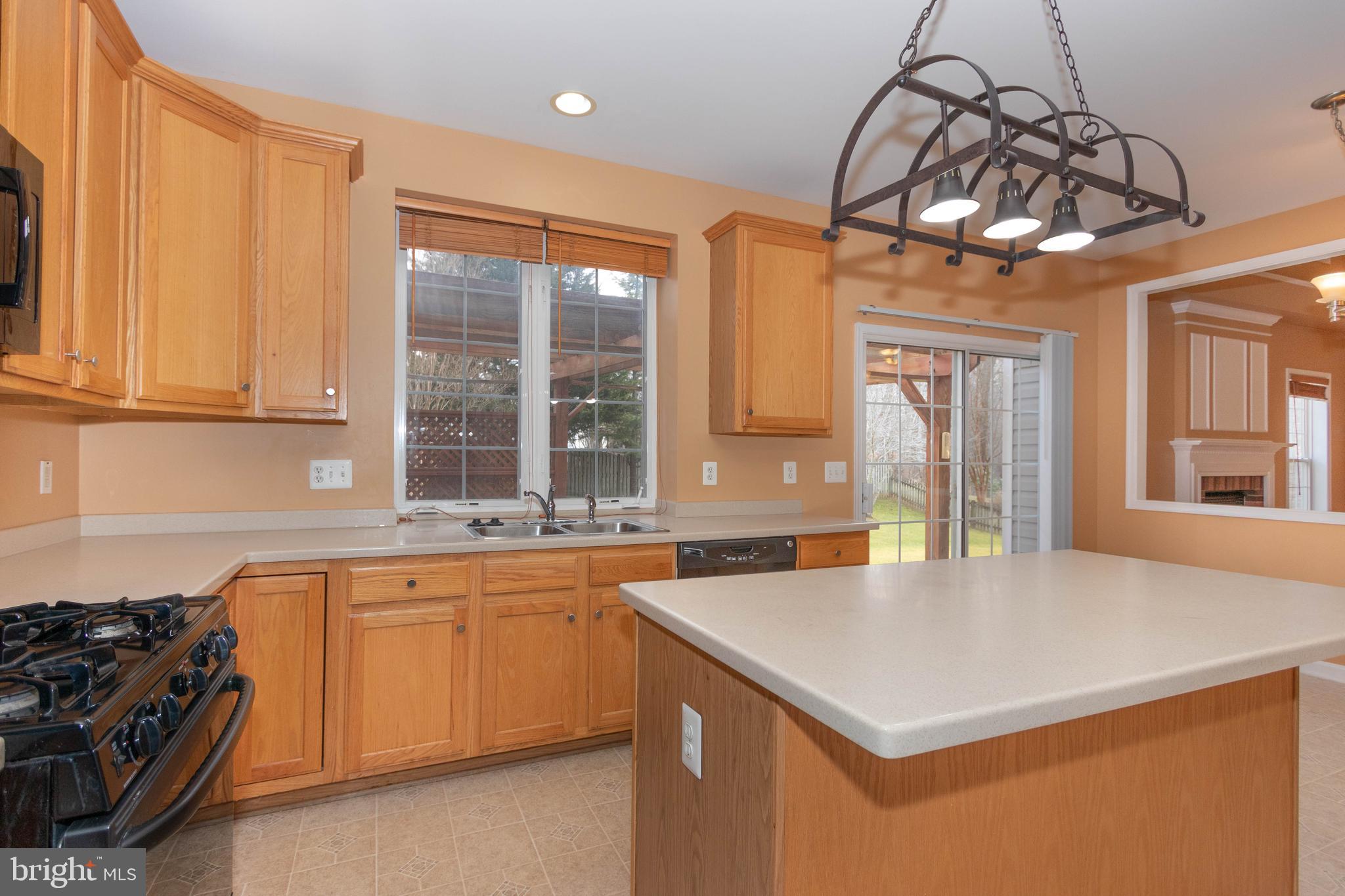 WINDING CREEK ESTATES - Residential Lease