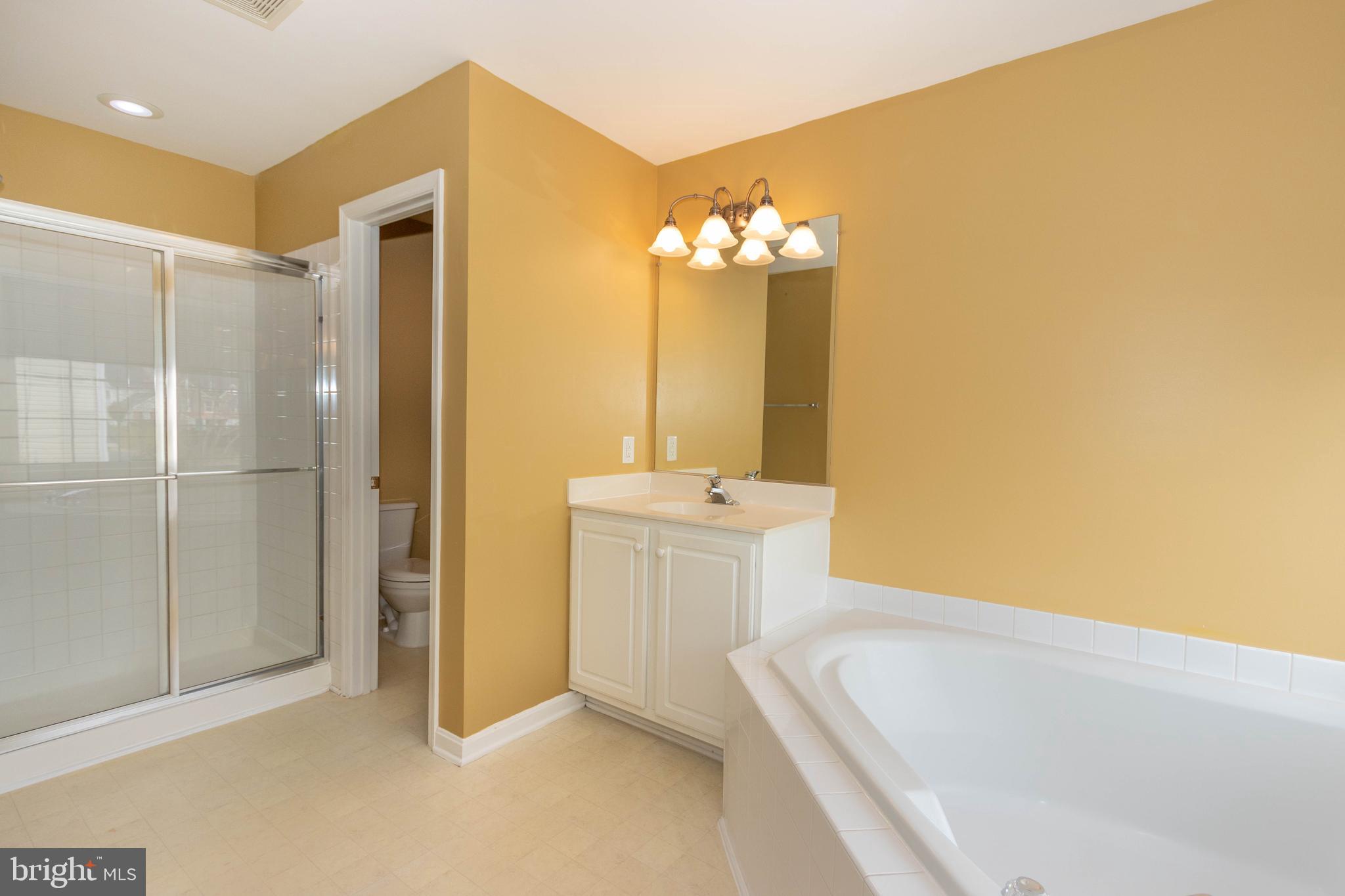 WINDING CREEK ESTATES - Residential Lease