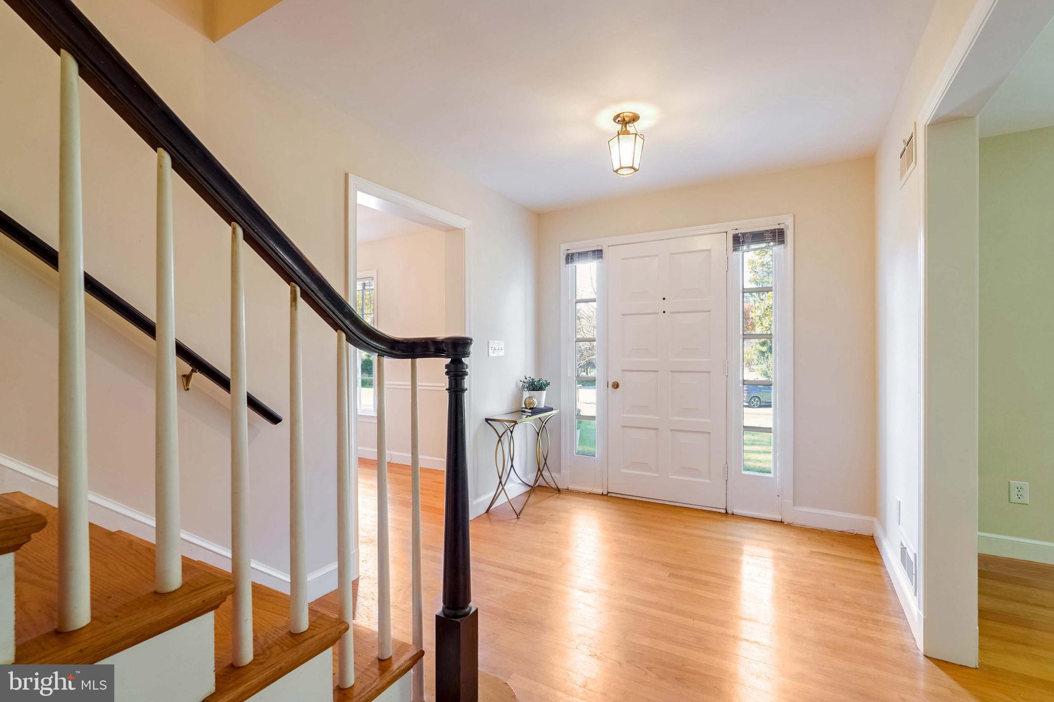 LUXMANOR - Residential