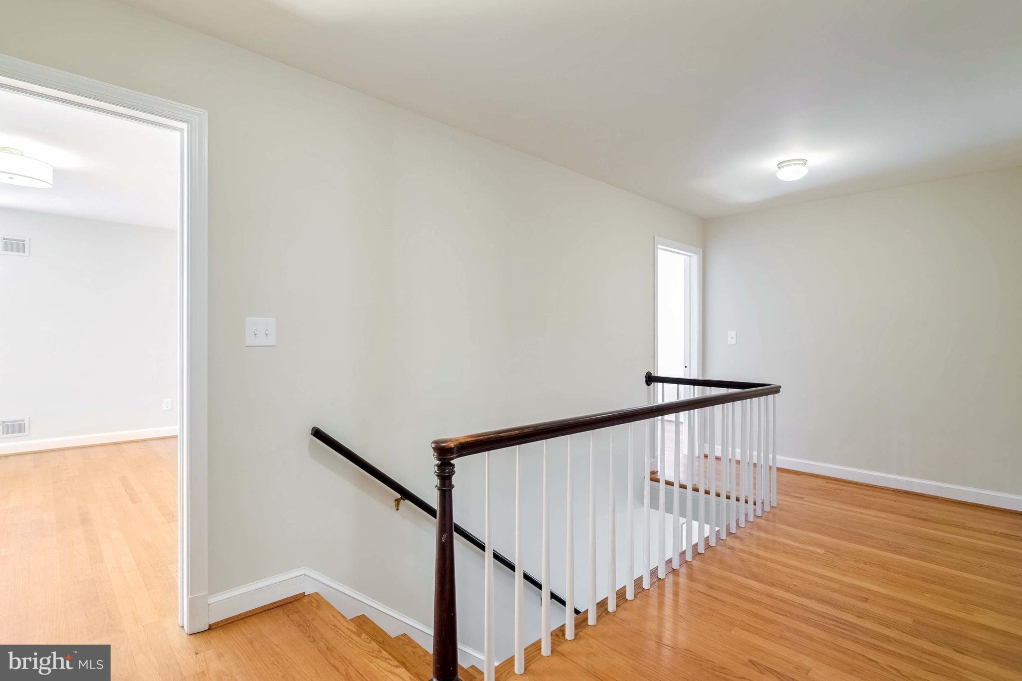 LUXMANOR - Residential