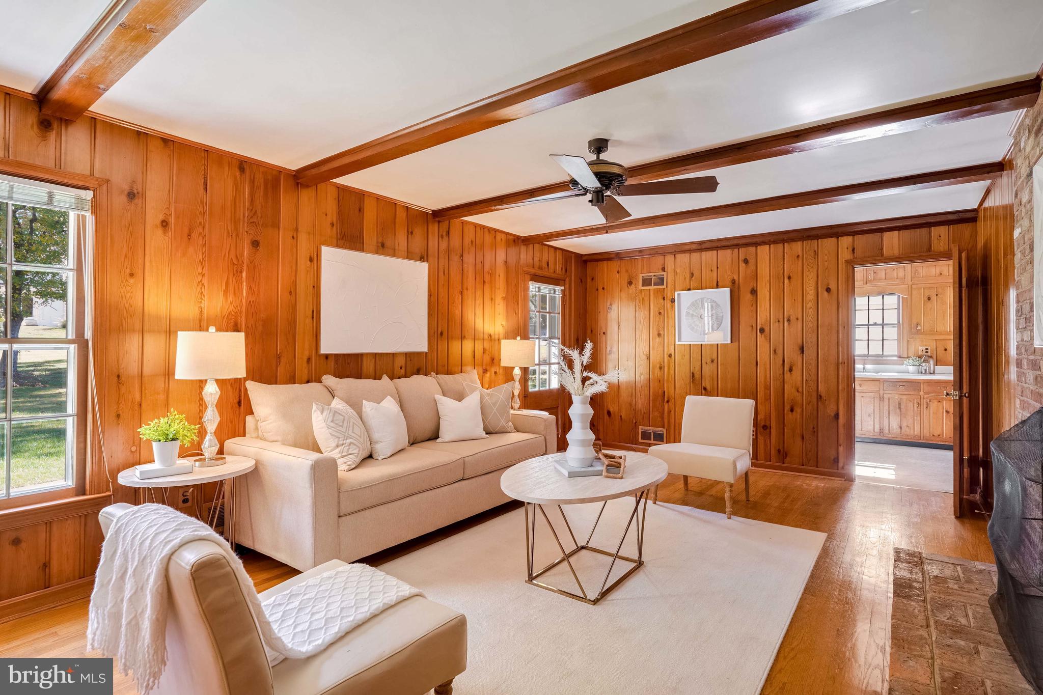 LUXMANOR - Residential