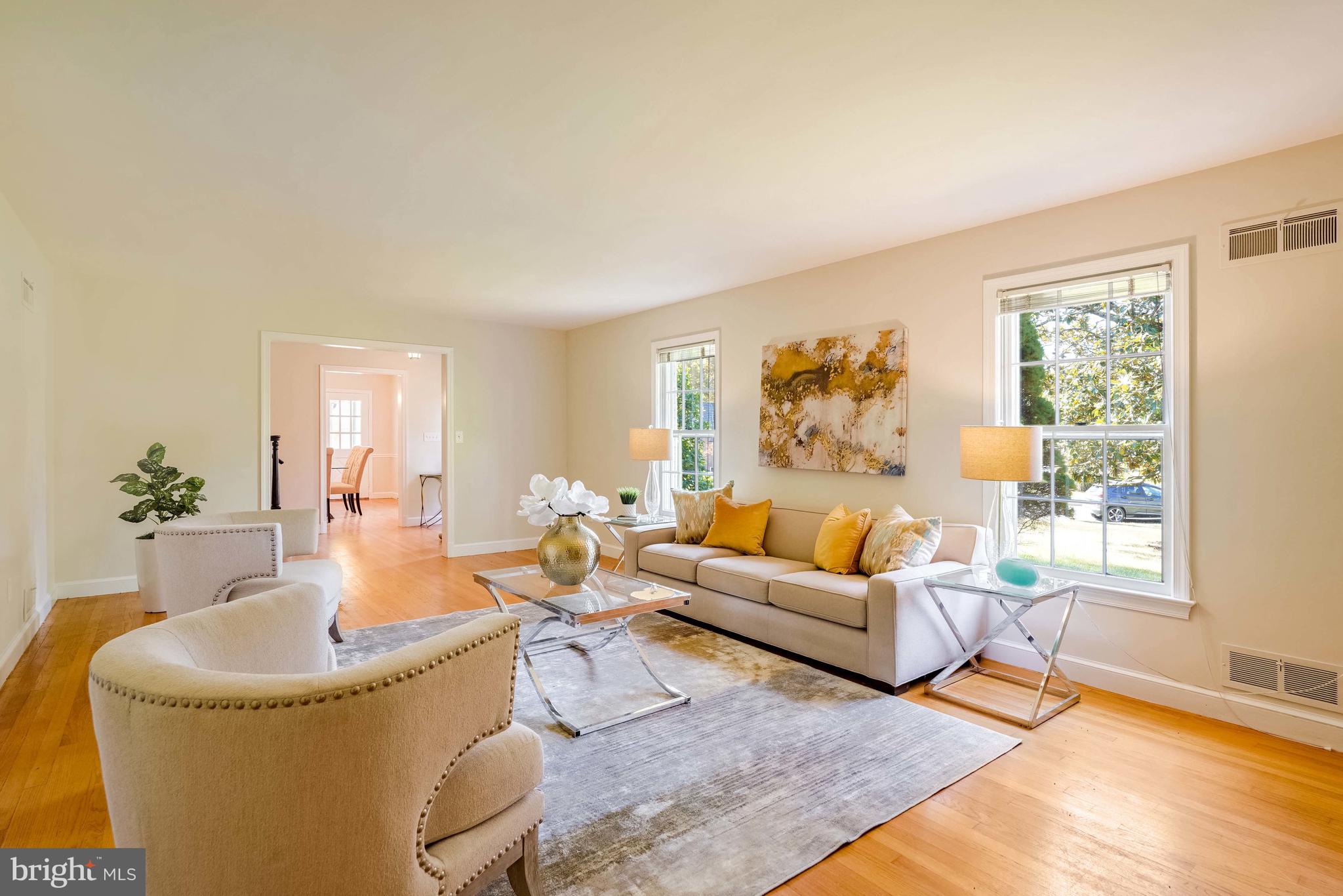 LUXMANOR - Residential