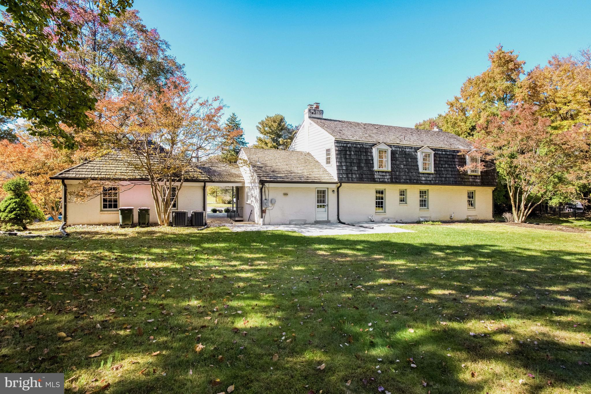 LUXMANOR - Residential