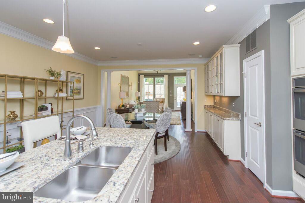 PARK FOREST - Residential