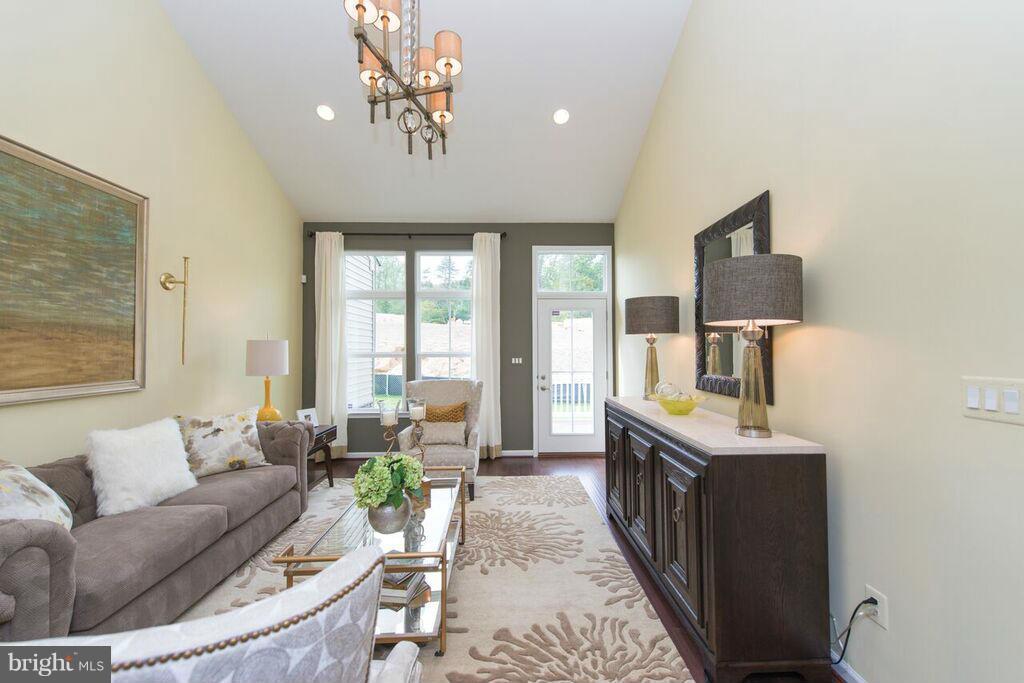 PARK FOREST - Residential