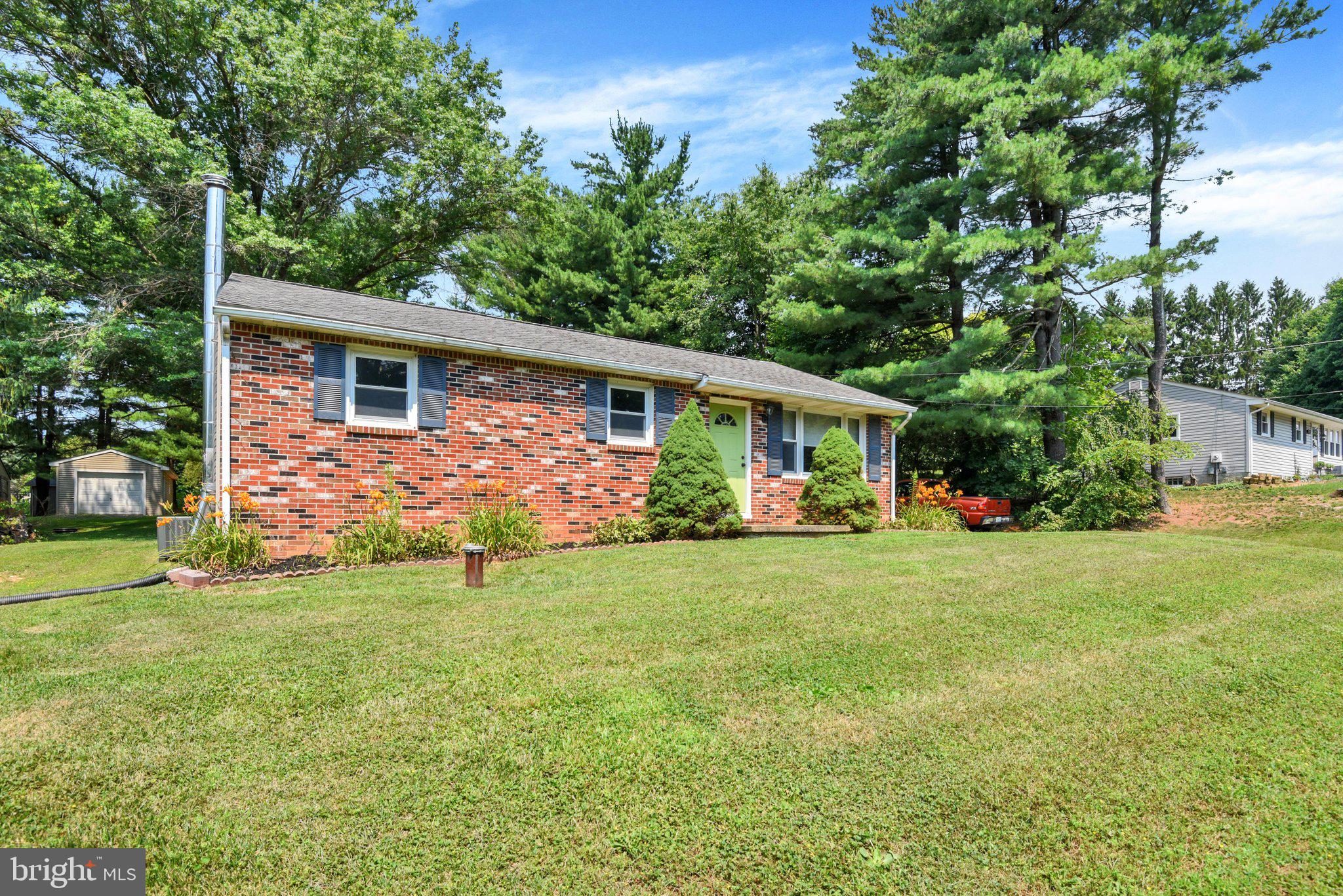 2504 FAIRMOUNT ROAD