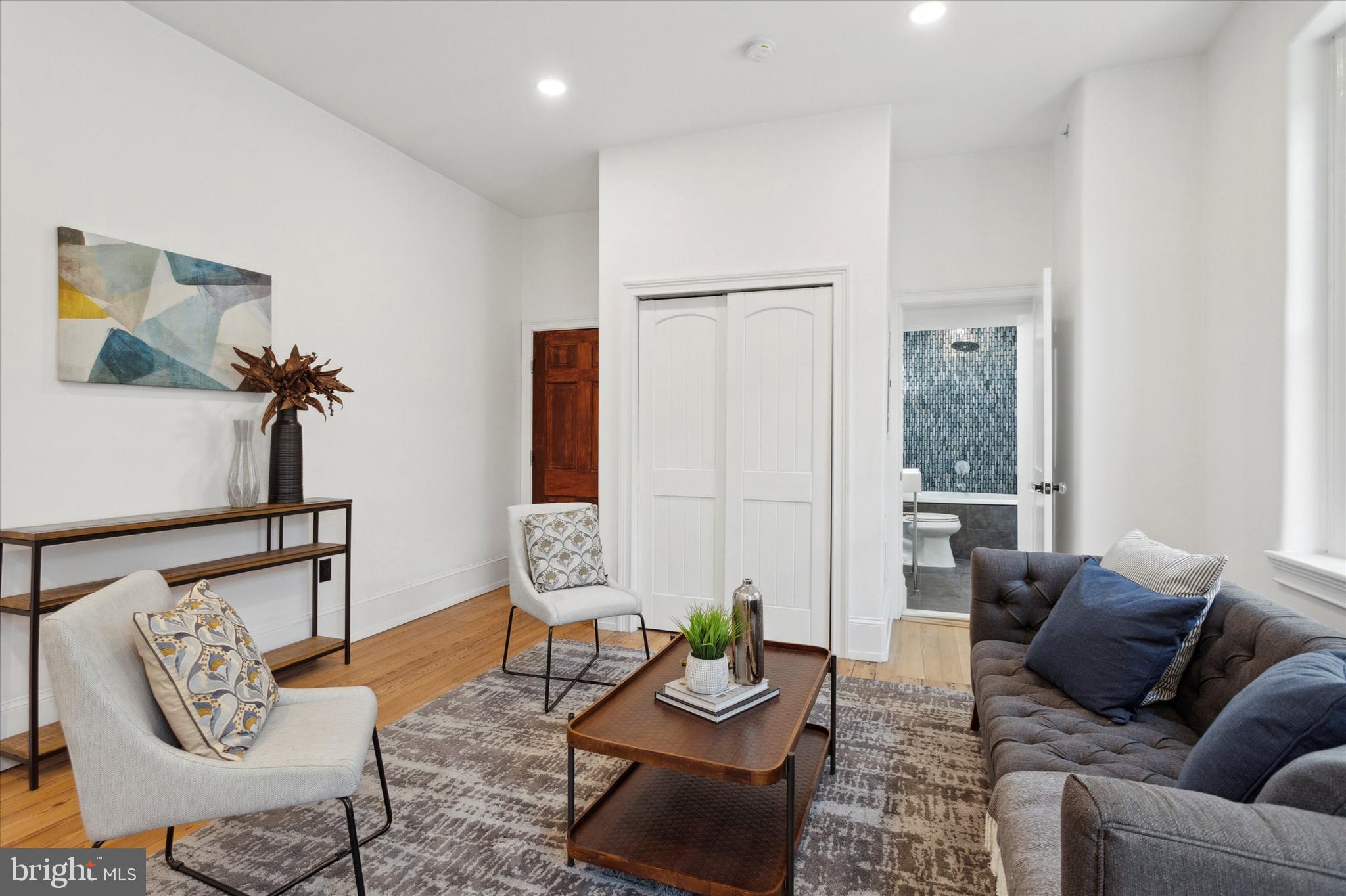 RITTENHOUSE SQUARE - Residential