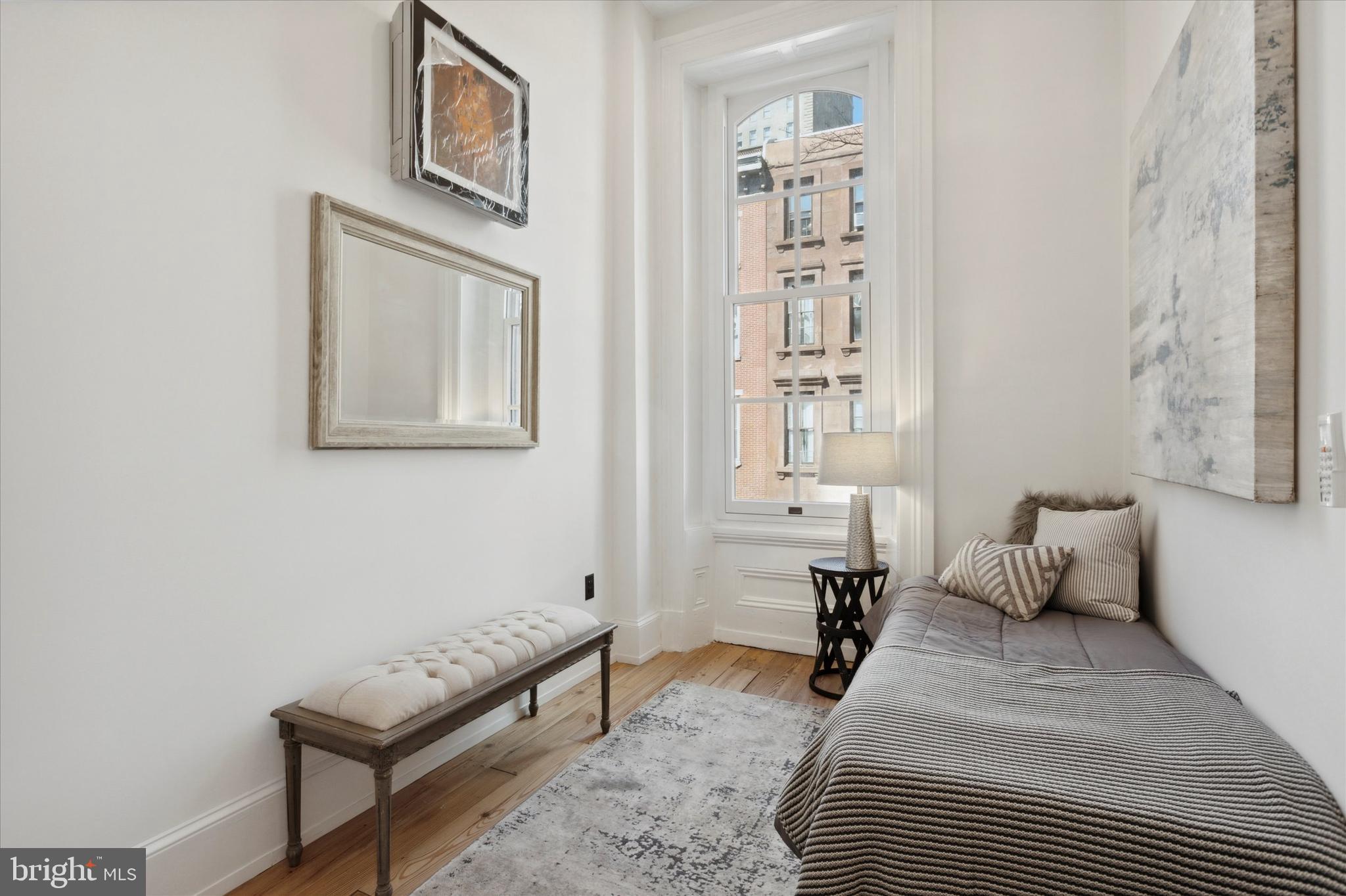 RITTENHOUSE SQUARE - Residential