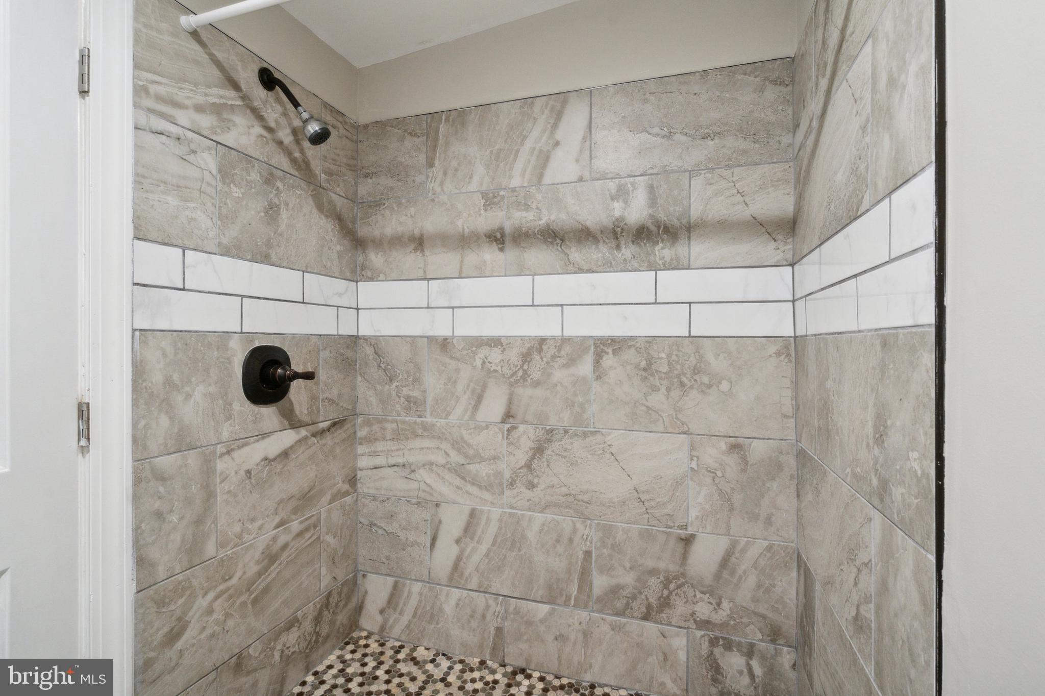 NORTHERN LIBERTIES - Residential Lease