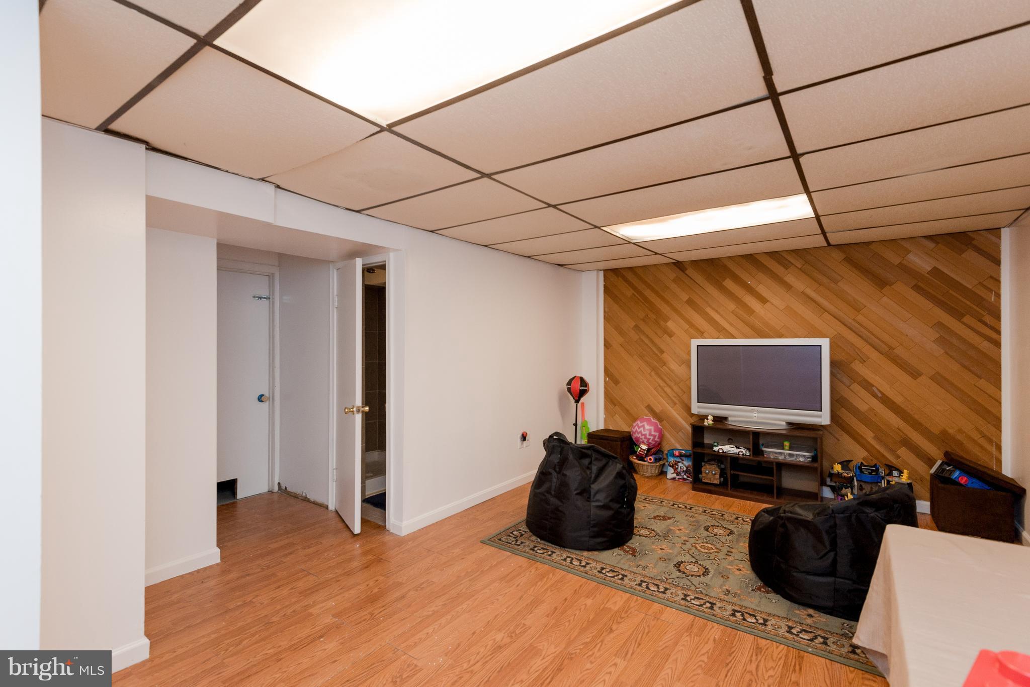 TURF VALLEY - Residential