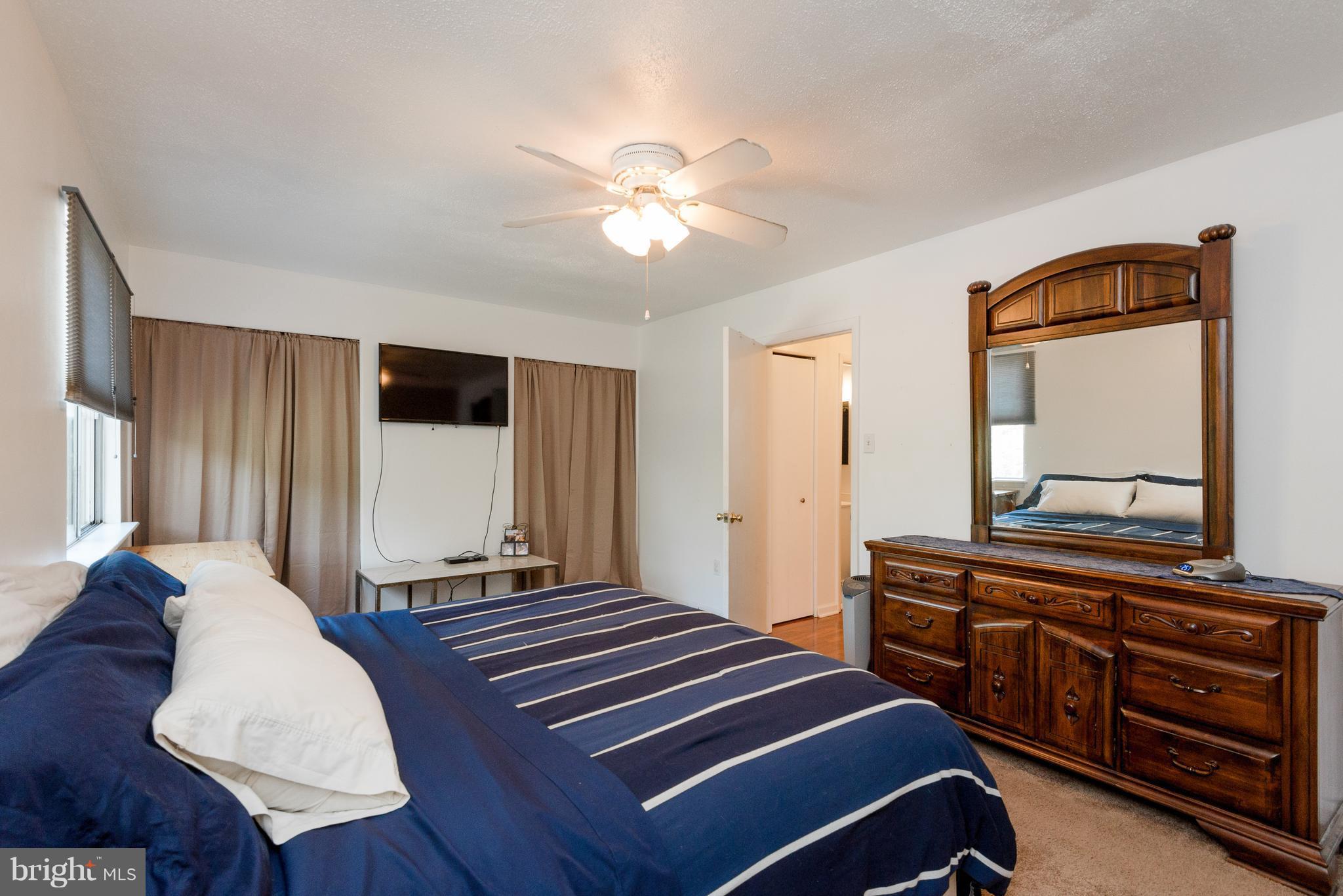 TURF VALLEY - Residential