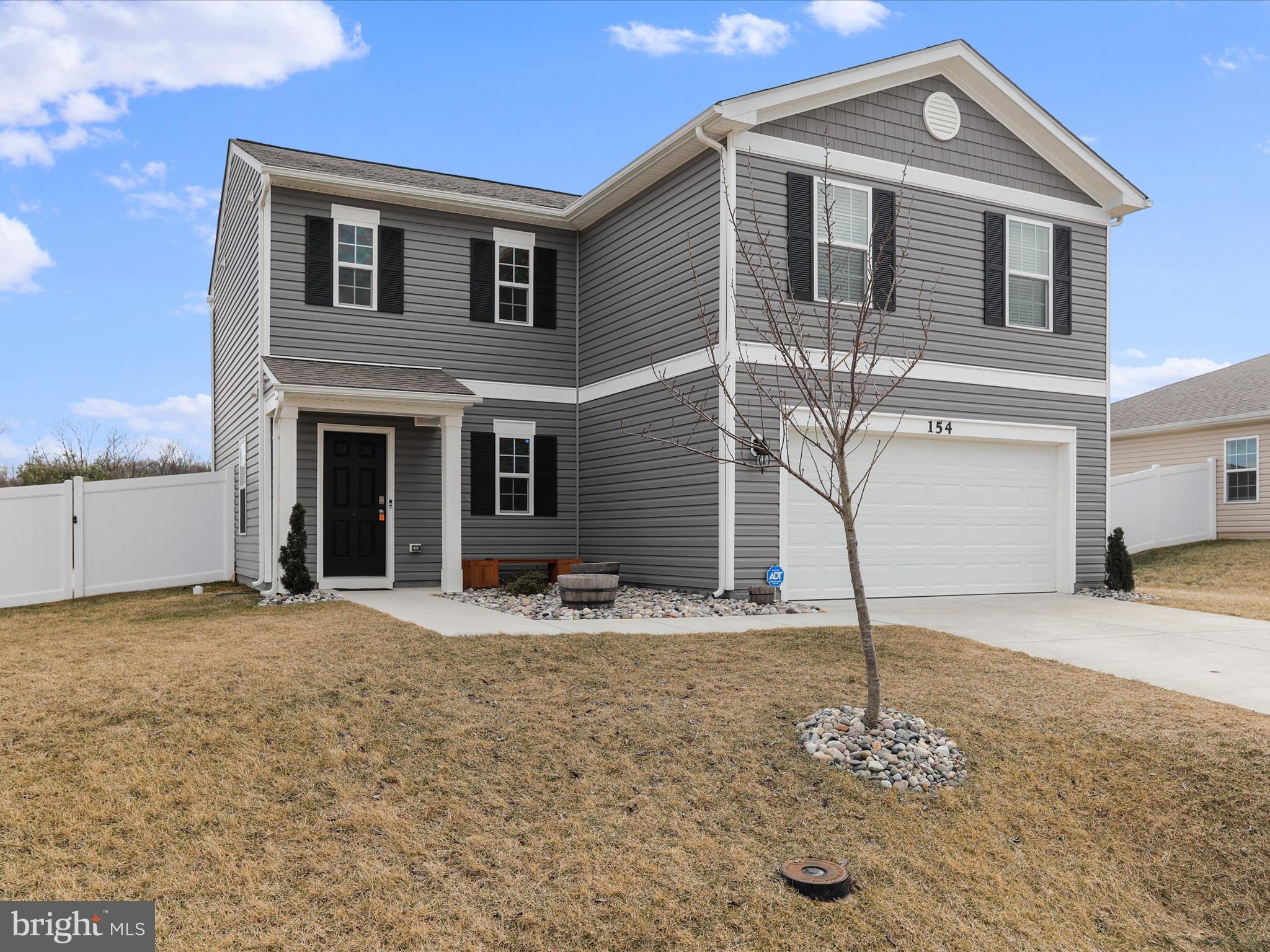 MAGNOLIA SPRINGS - Residential Lease