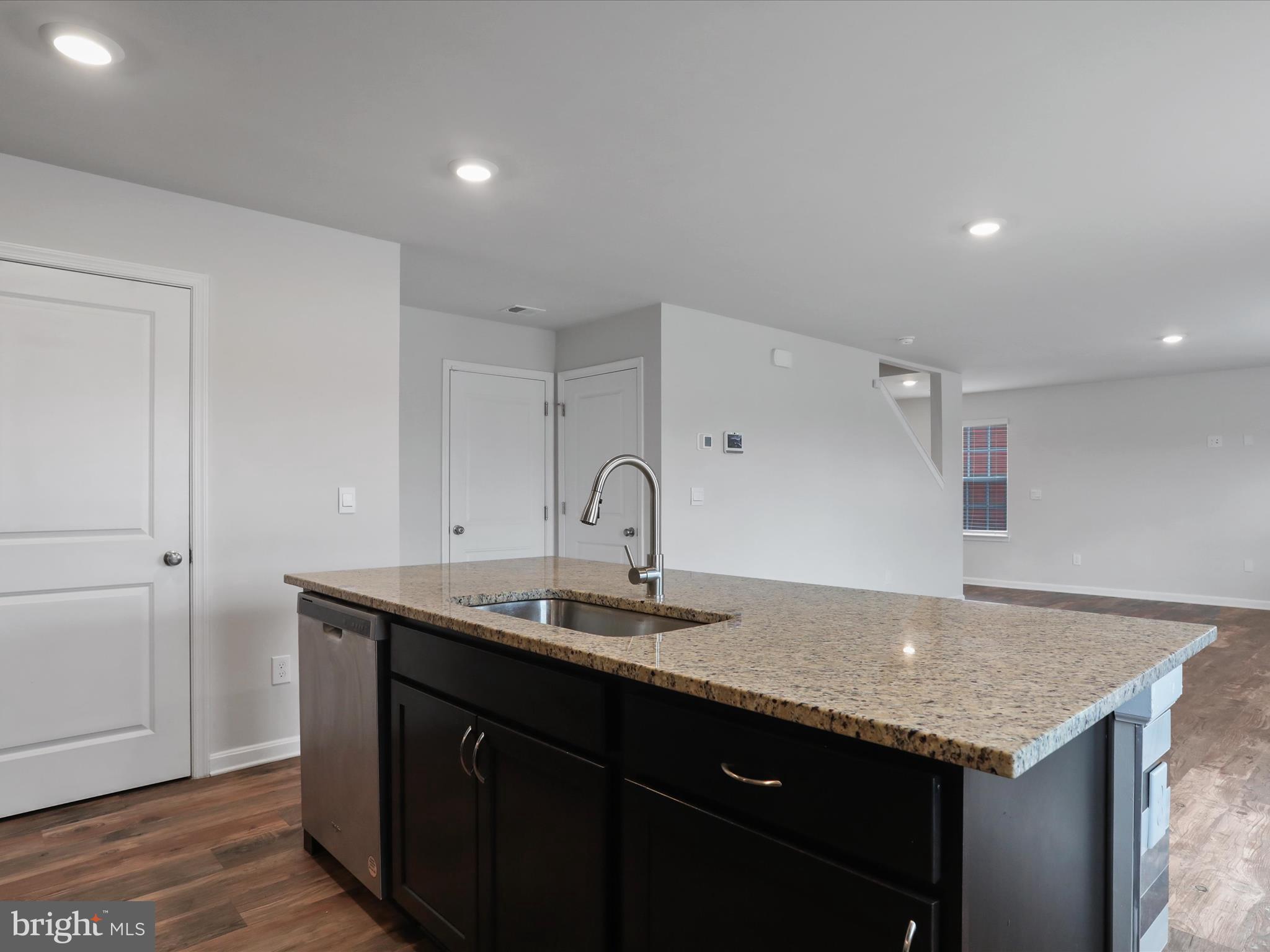 MAGNOLIA SPRINGS - Residential Lease