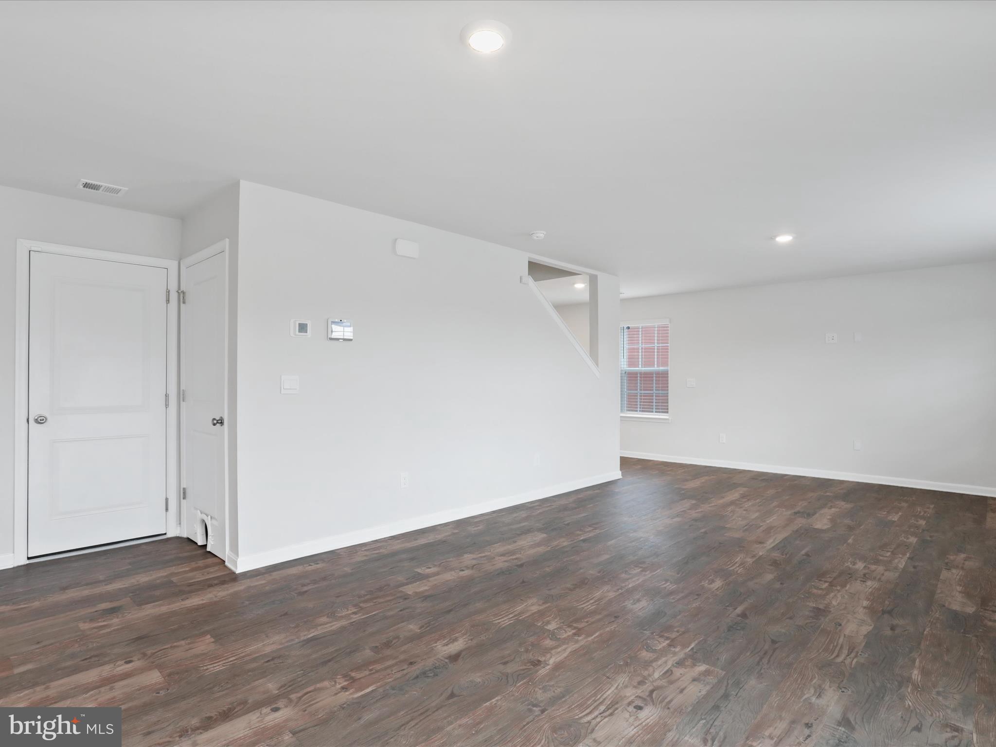 MAGNOLIA SPRINGS - Residential Lease