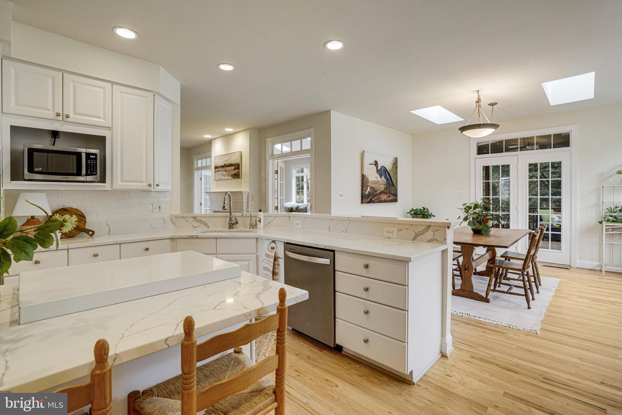 HOLLY PARK - Residential