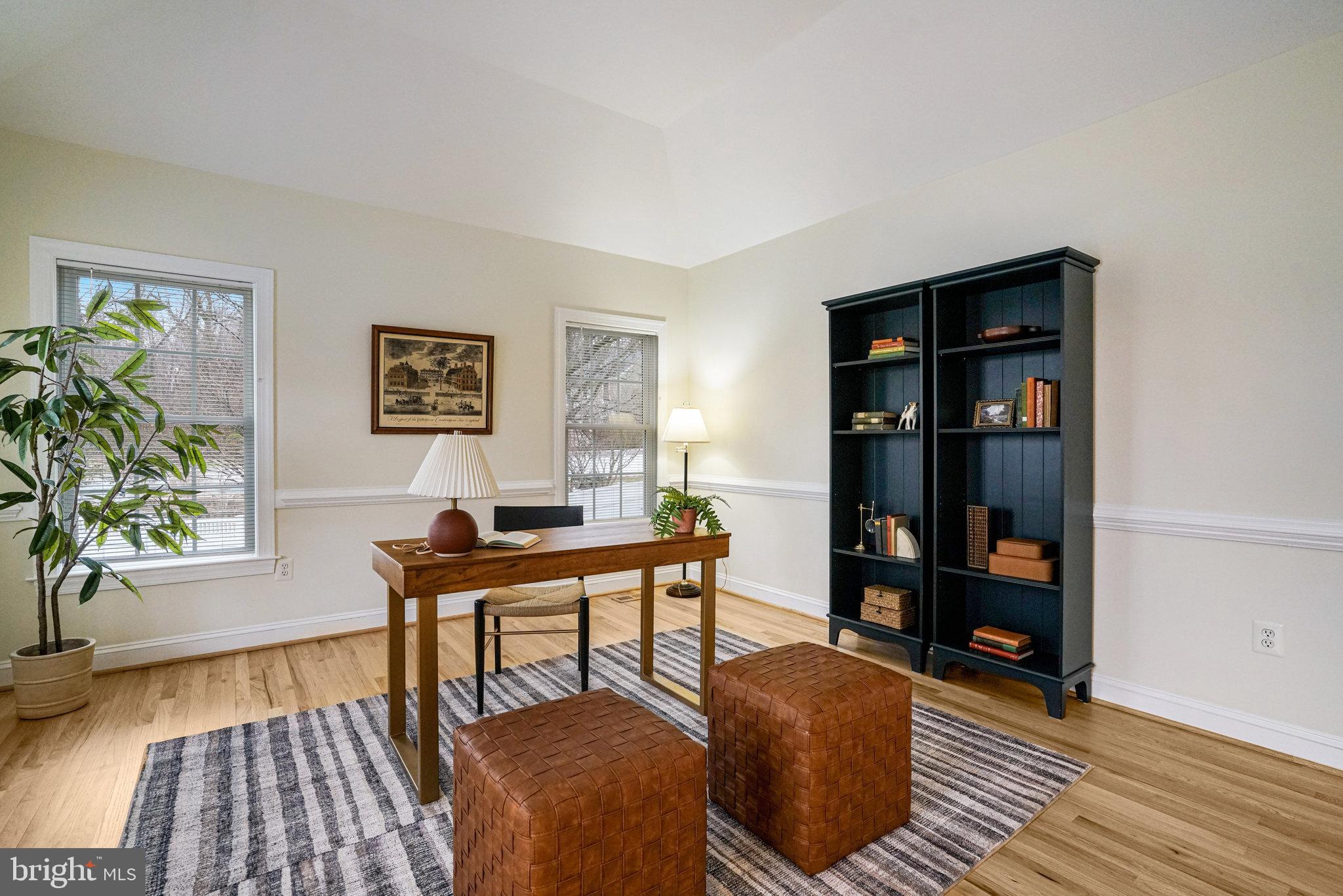 HOLLY PARK - Residential