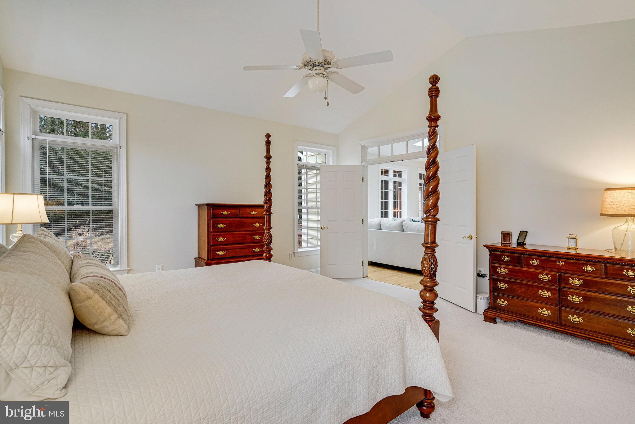 HOLLY PARK - Residential