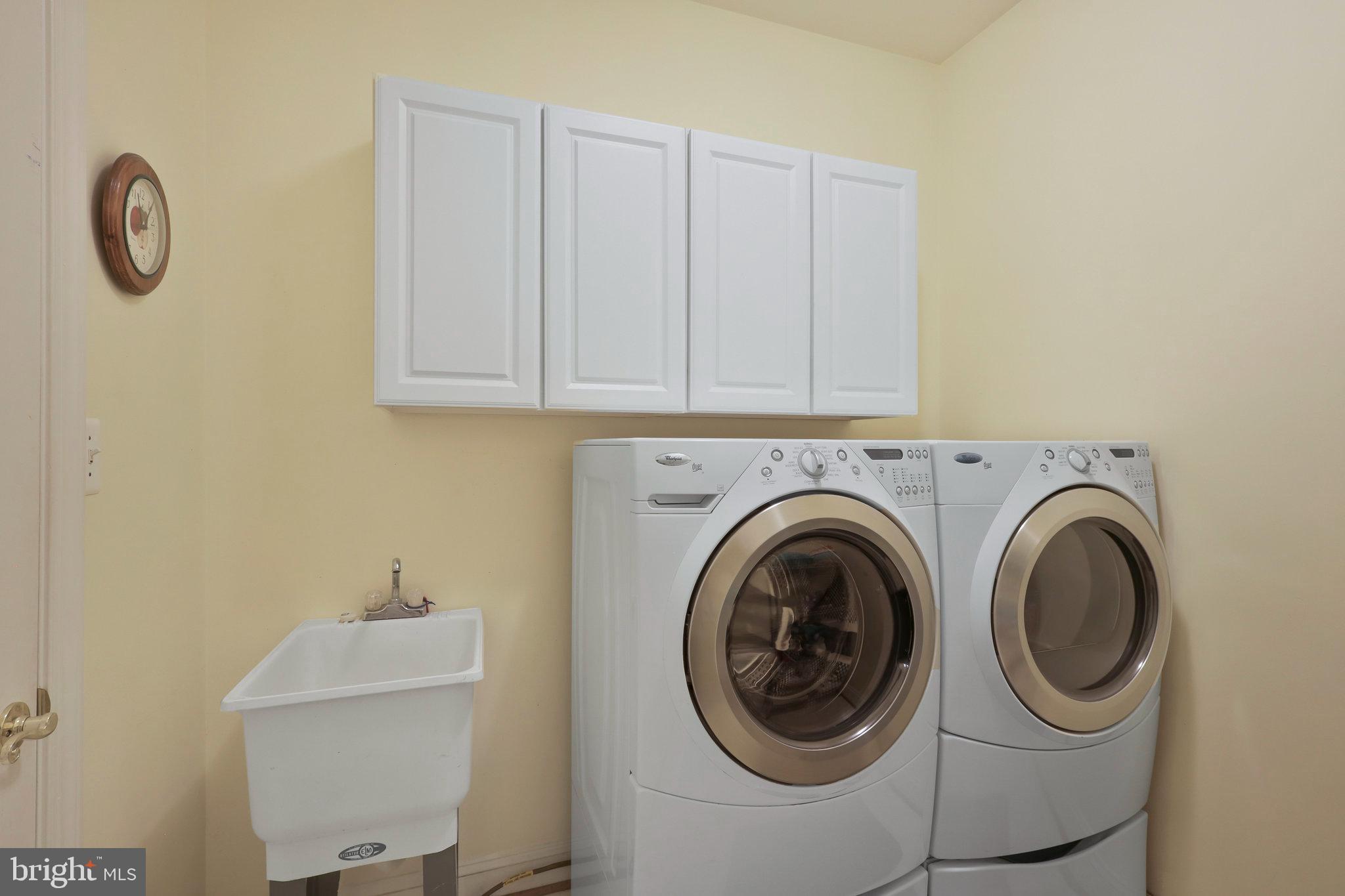 HOLLY PARK - Residential