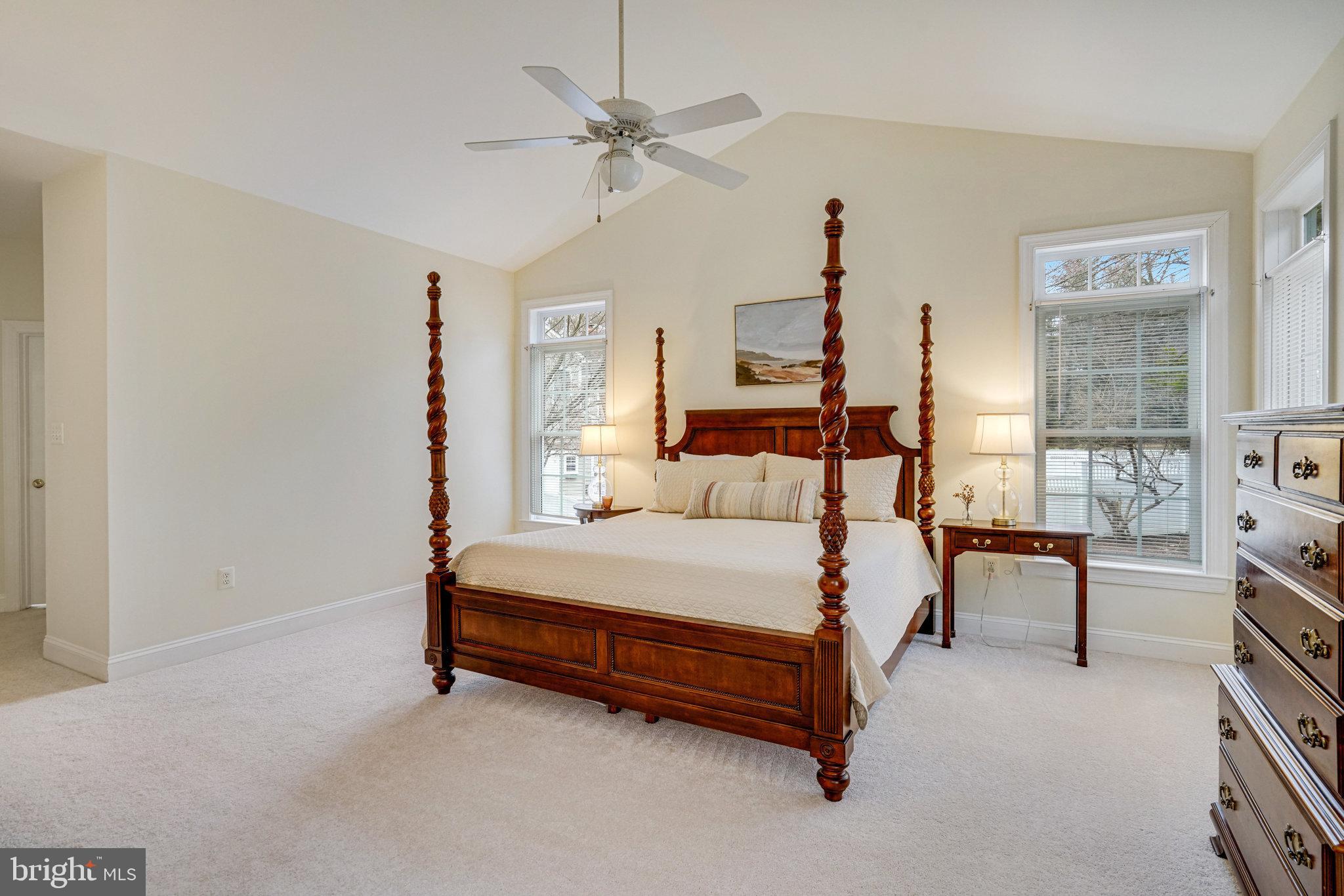 HOLLY PARK - Residential