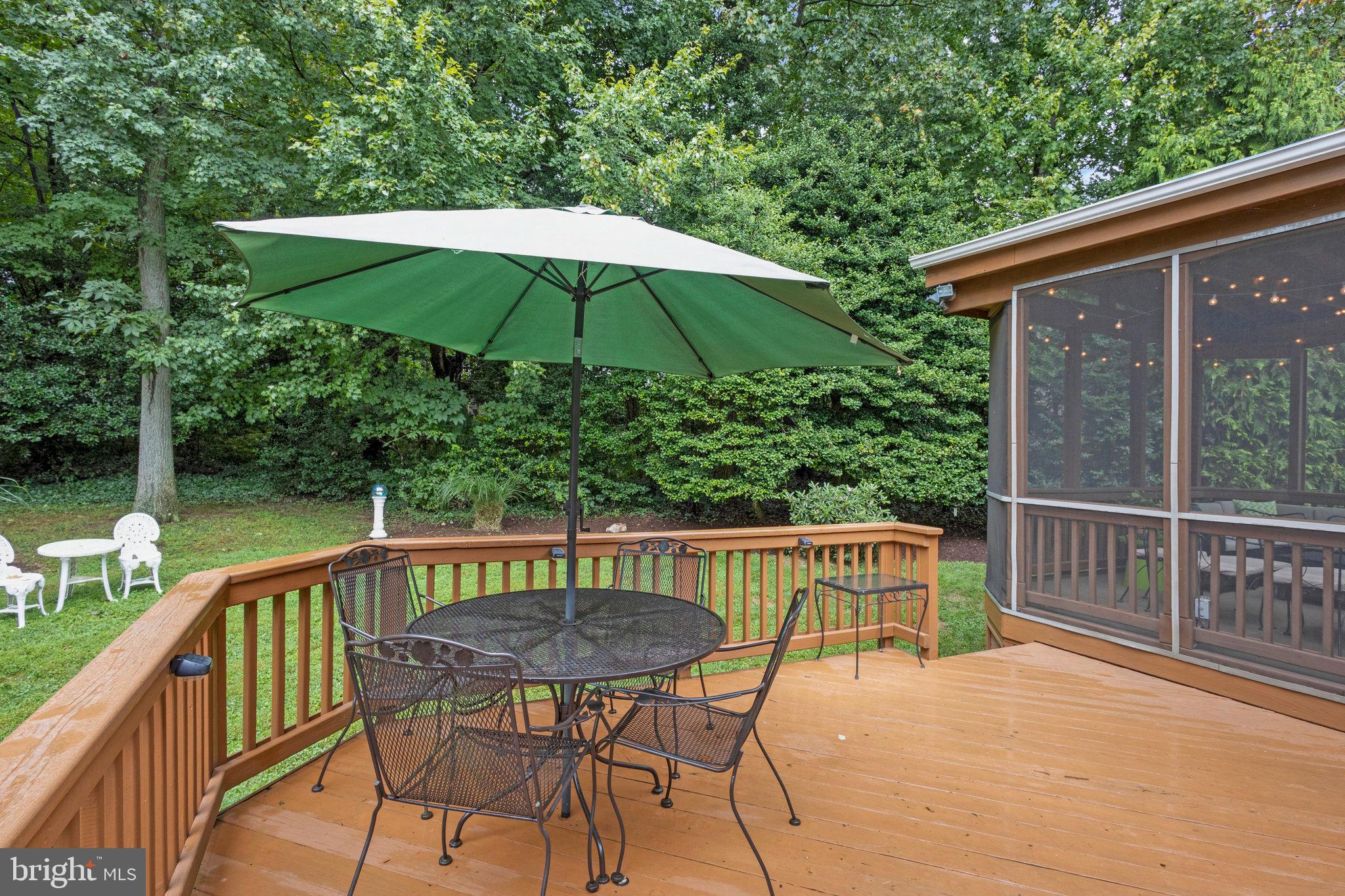 HOLLY PARK - Residential