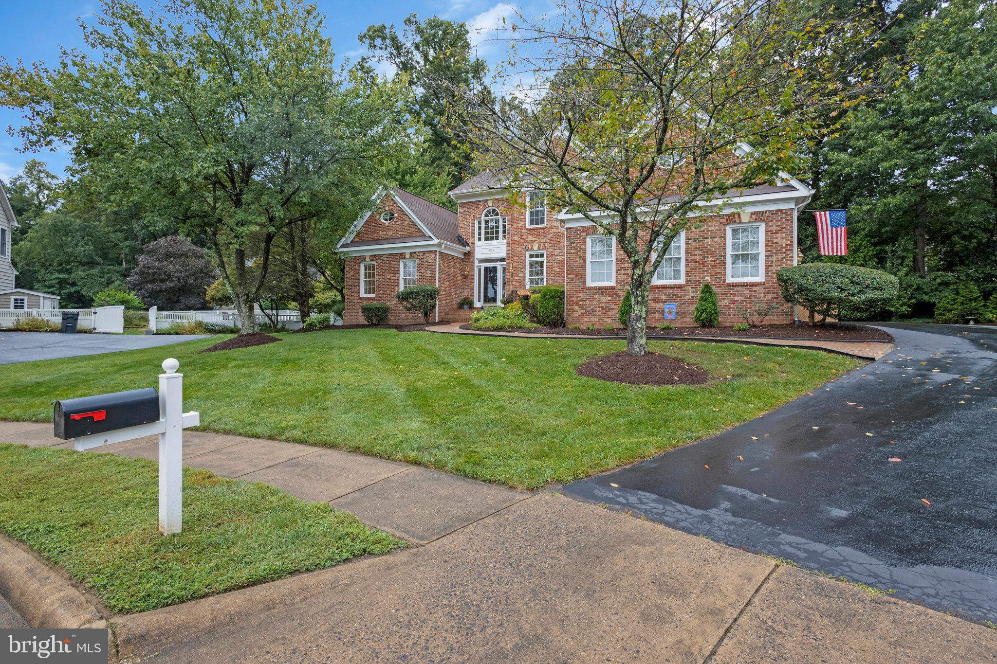 HOLLY PARK - Residential