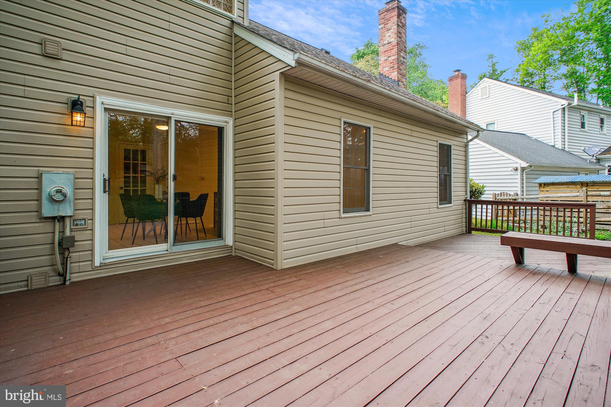 RESTON - Residential