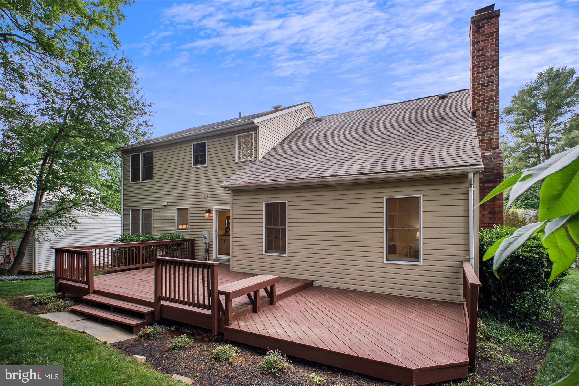 RESTON - Residential