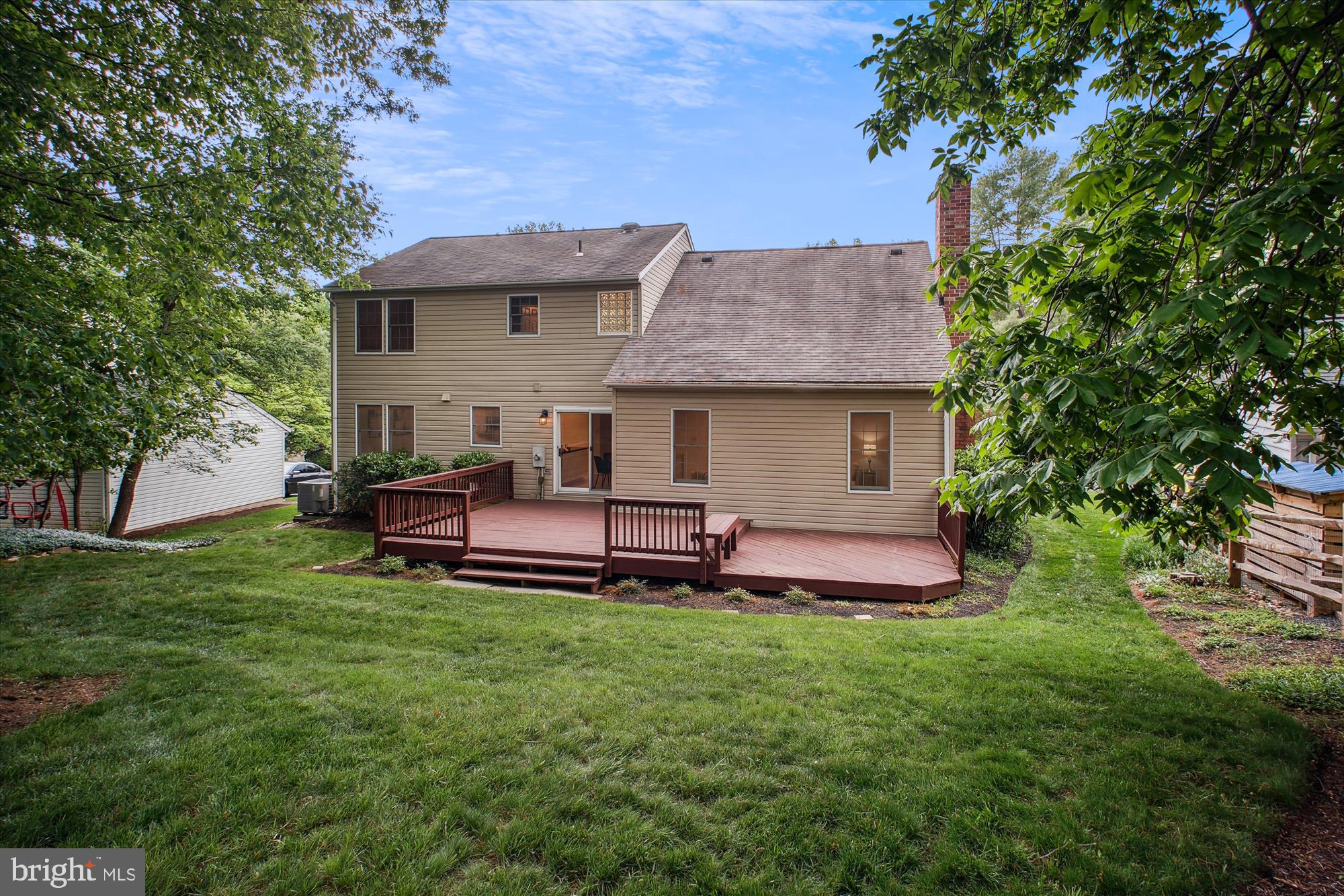 RESTON - Residential