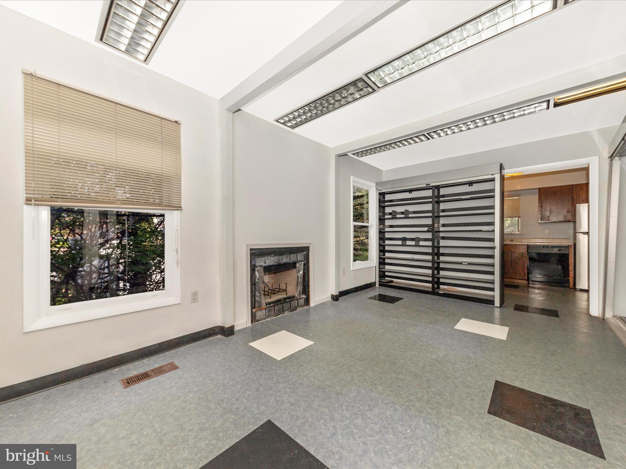 ALTA VISTA - Residential