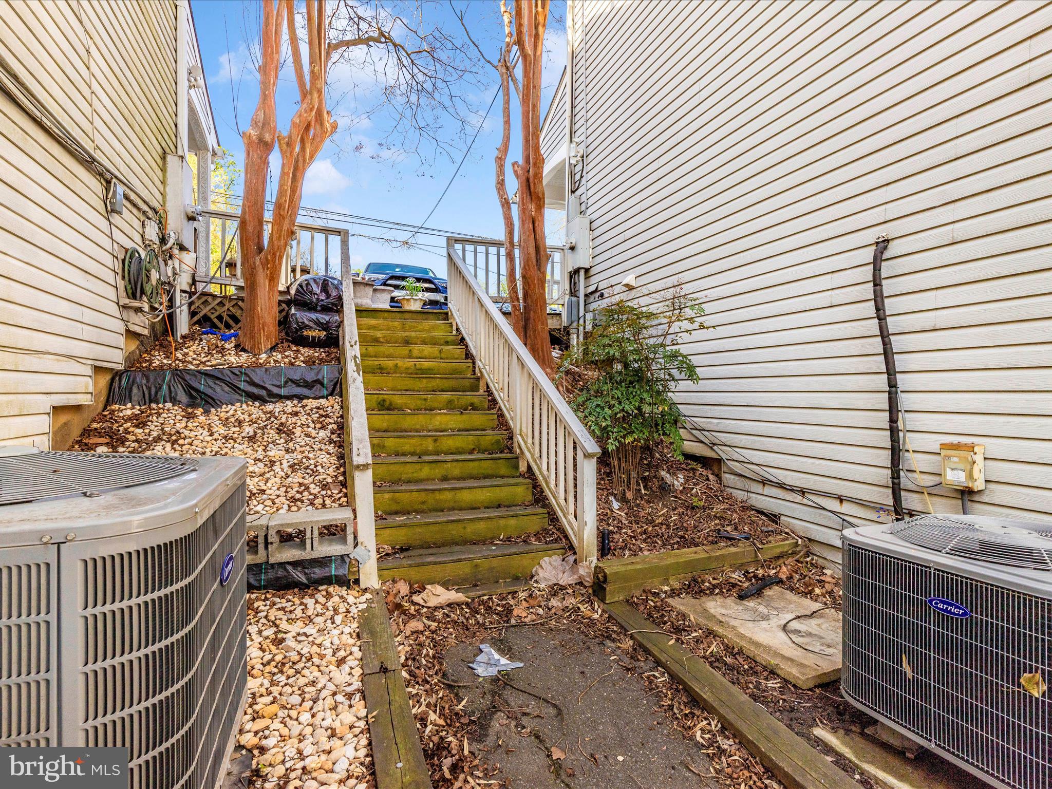 ALTA VISTA - Residential