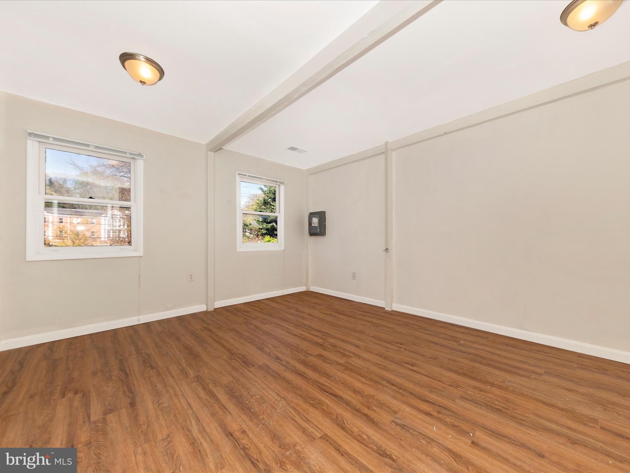 ALTA VISTA - Residential