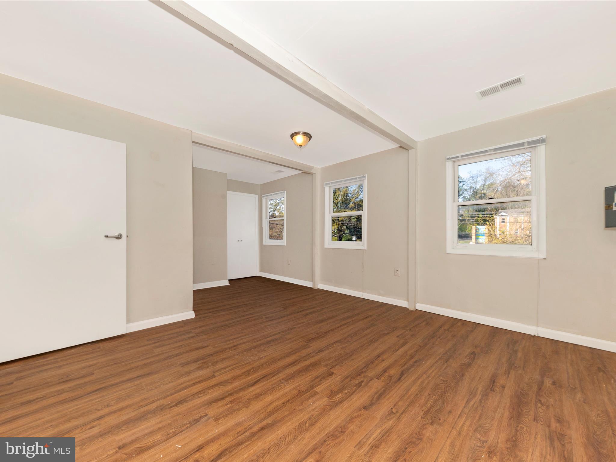 ALTA VISTA - Residential