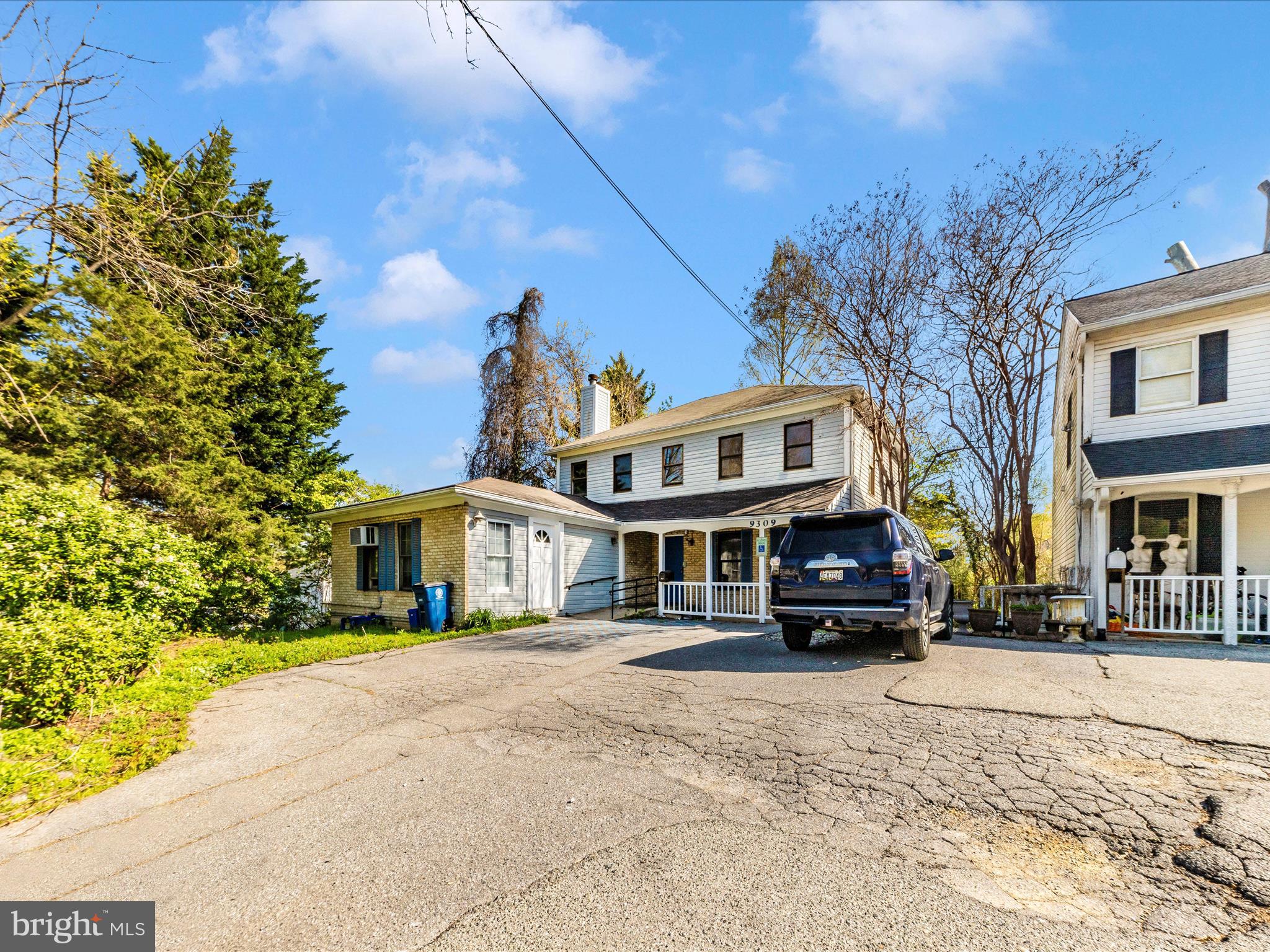 ALTA VISTA - Residential