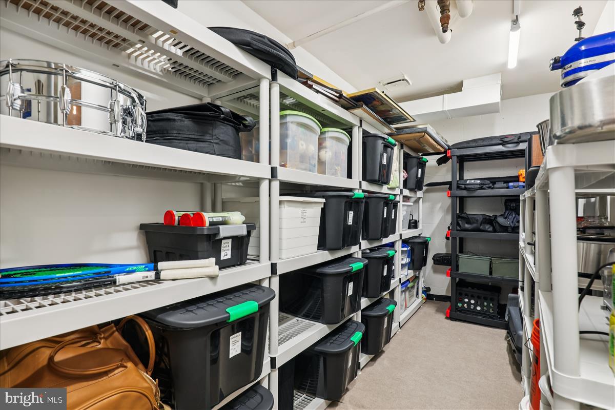 BURKE COVE - Residential