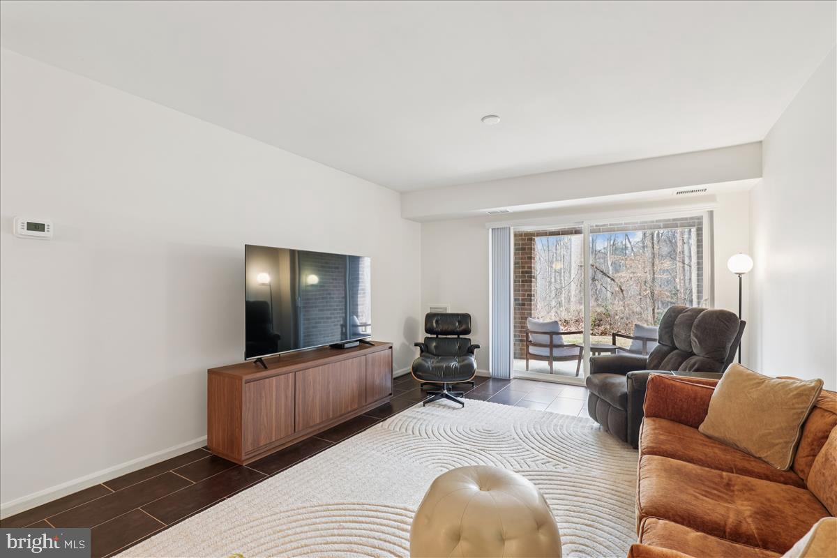 BURKE COVE - Residential