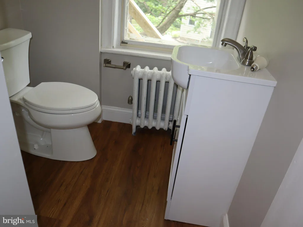 208 Linden Avenue Unit C, Riverton, NJ 08077