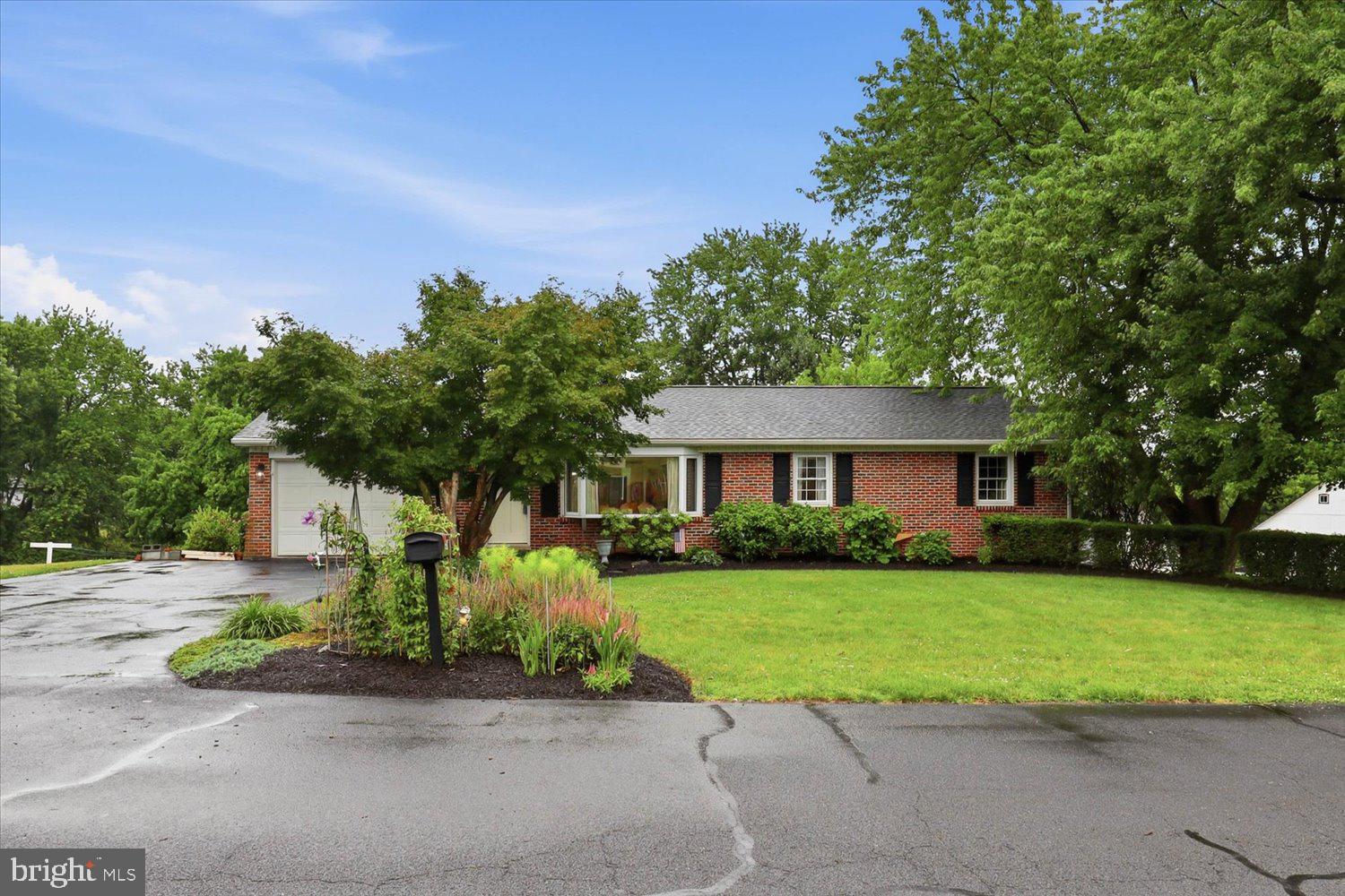 324 SOUTHVIEW DRIVE