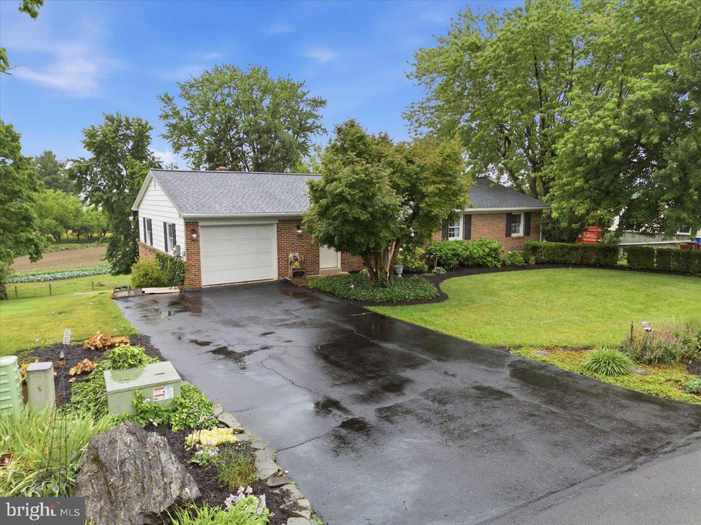 Photo of 324 Southview Drive, EPHRATA, PA 17522 (MLS # PALA2088236)