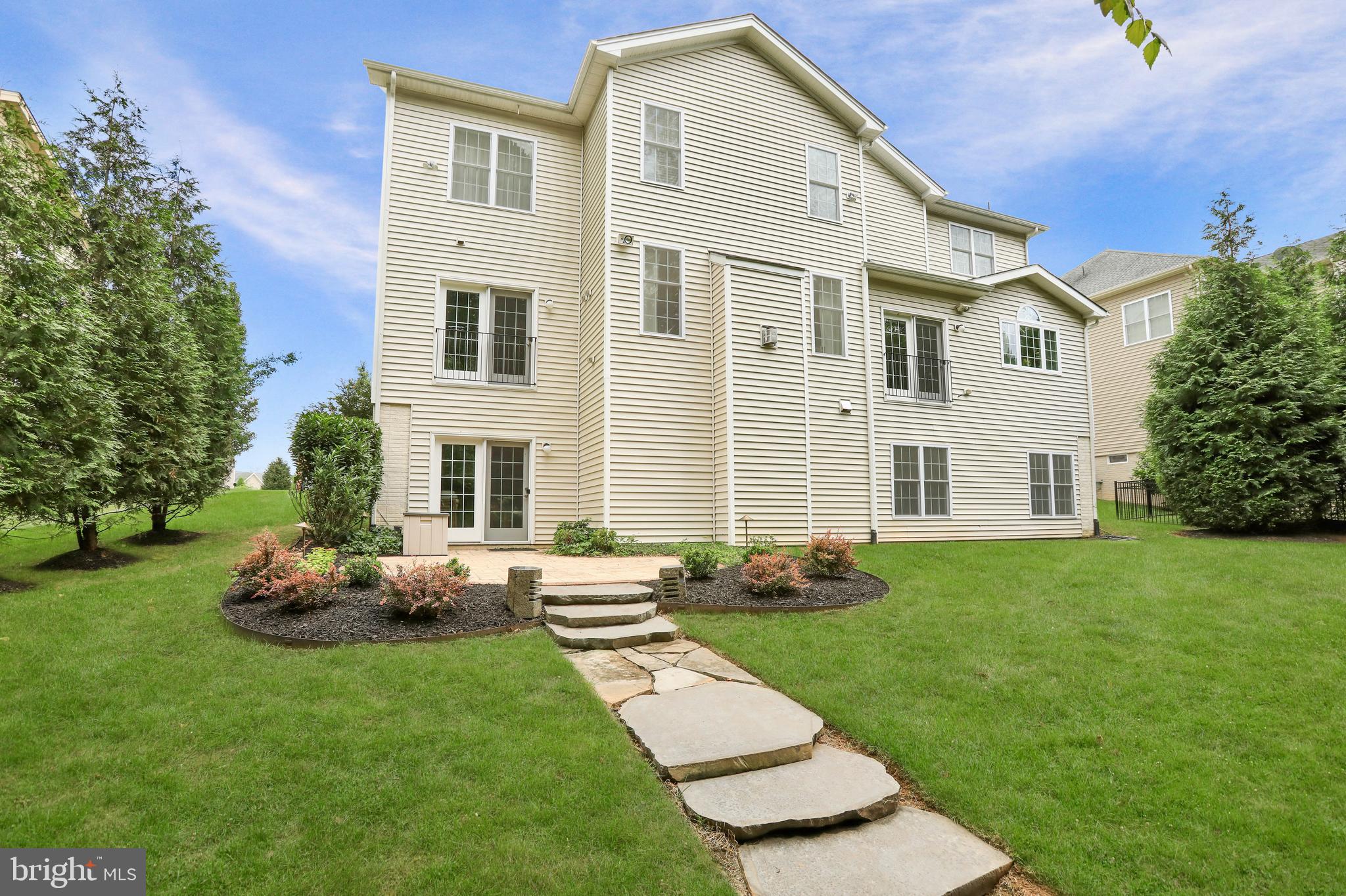 5836 WATERLOO BRIDGE CIRCLE