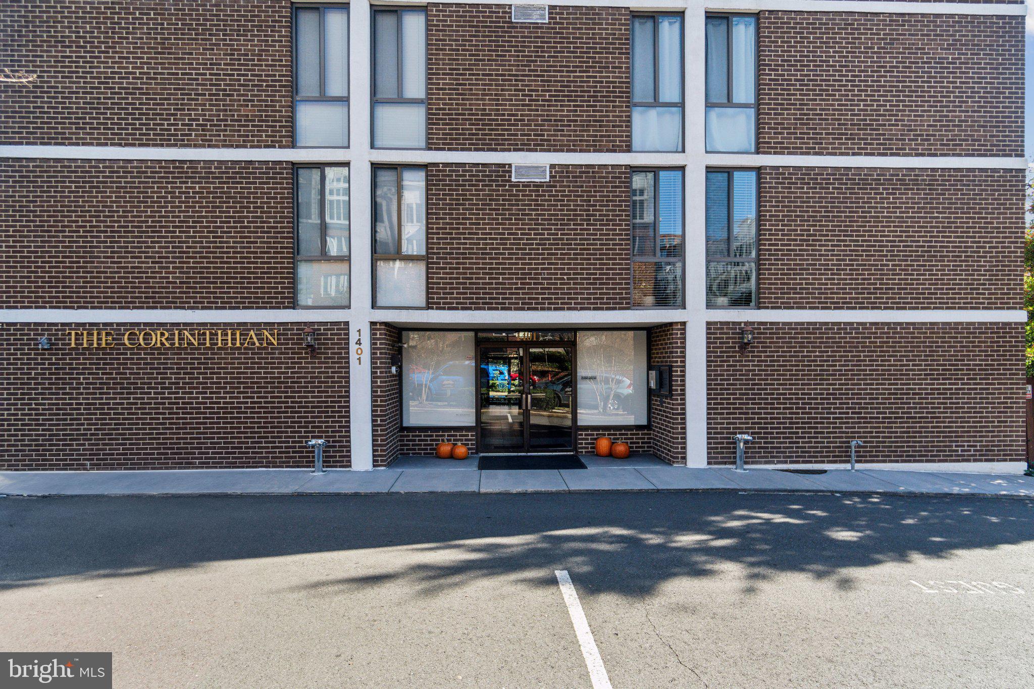 1401 N RHODES STREET 305