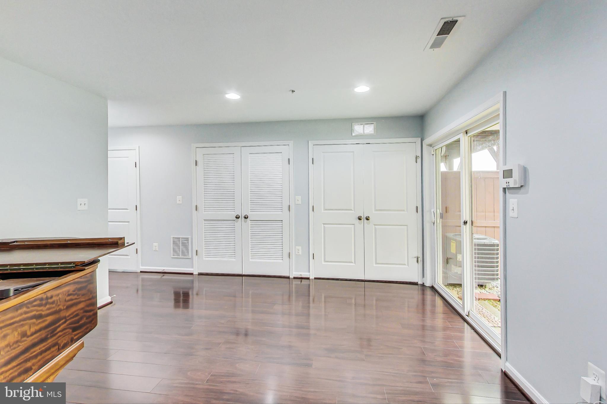 GALLERY PARK - Residential Lease