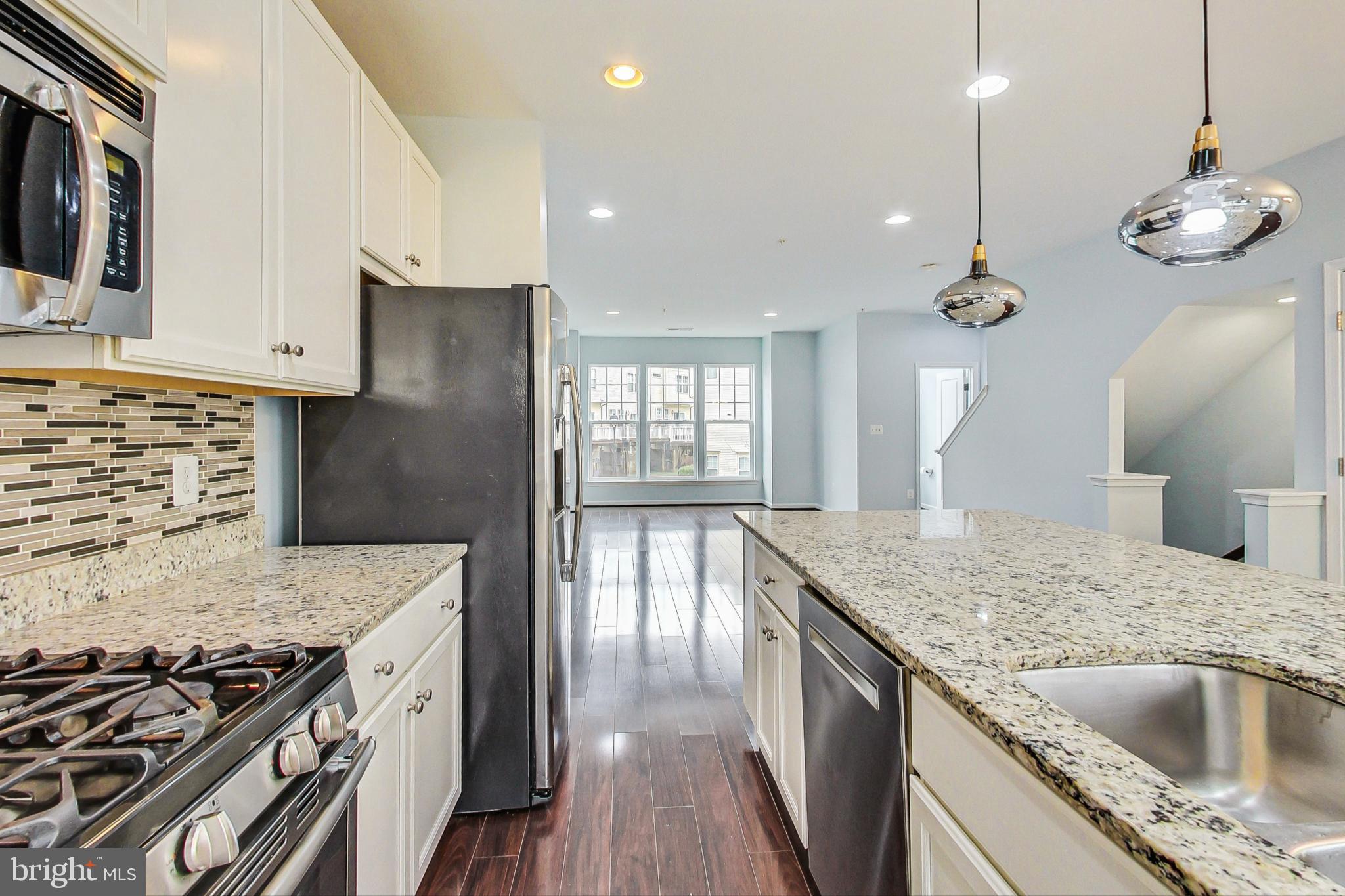 GALLERY PARK - Residential Lease