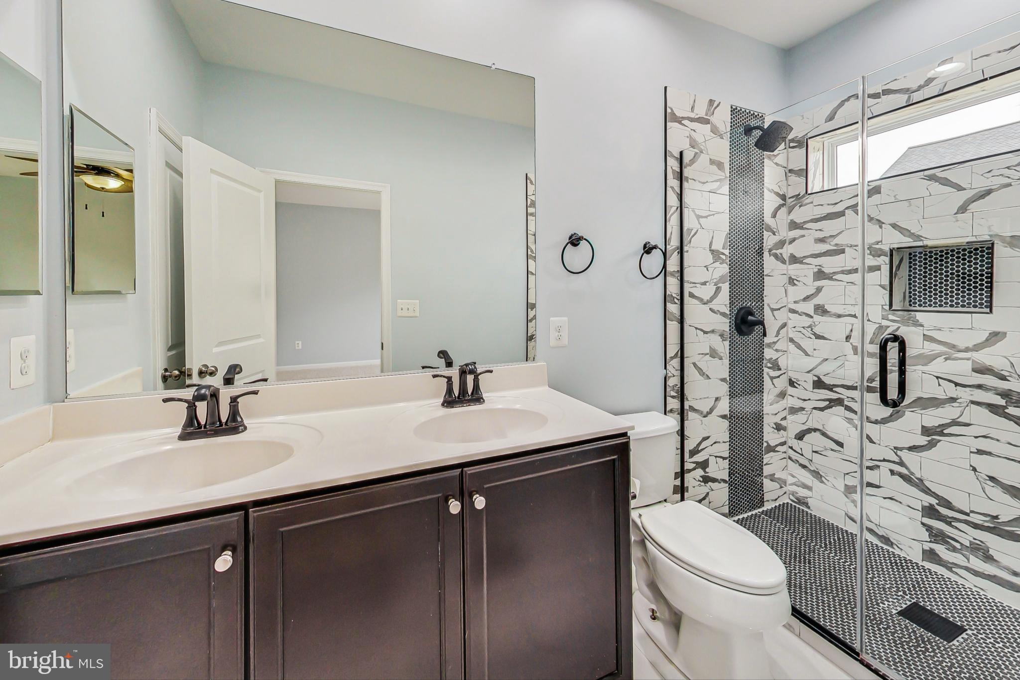 GALLERY PARK - Residential Lease