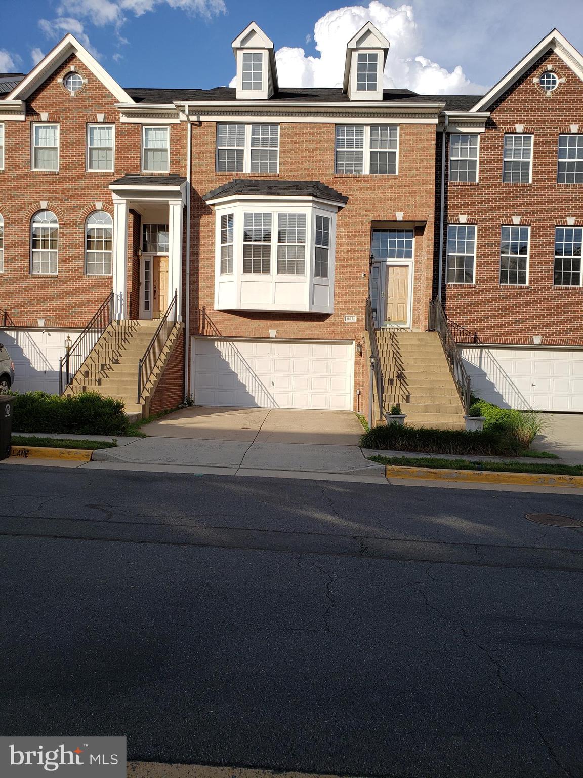 POTOMAC STATION - Residential Lease